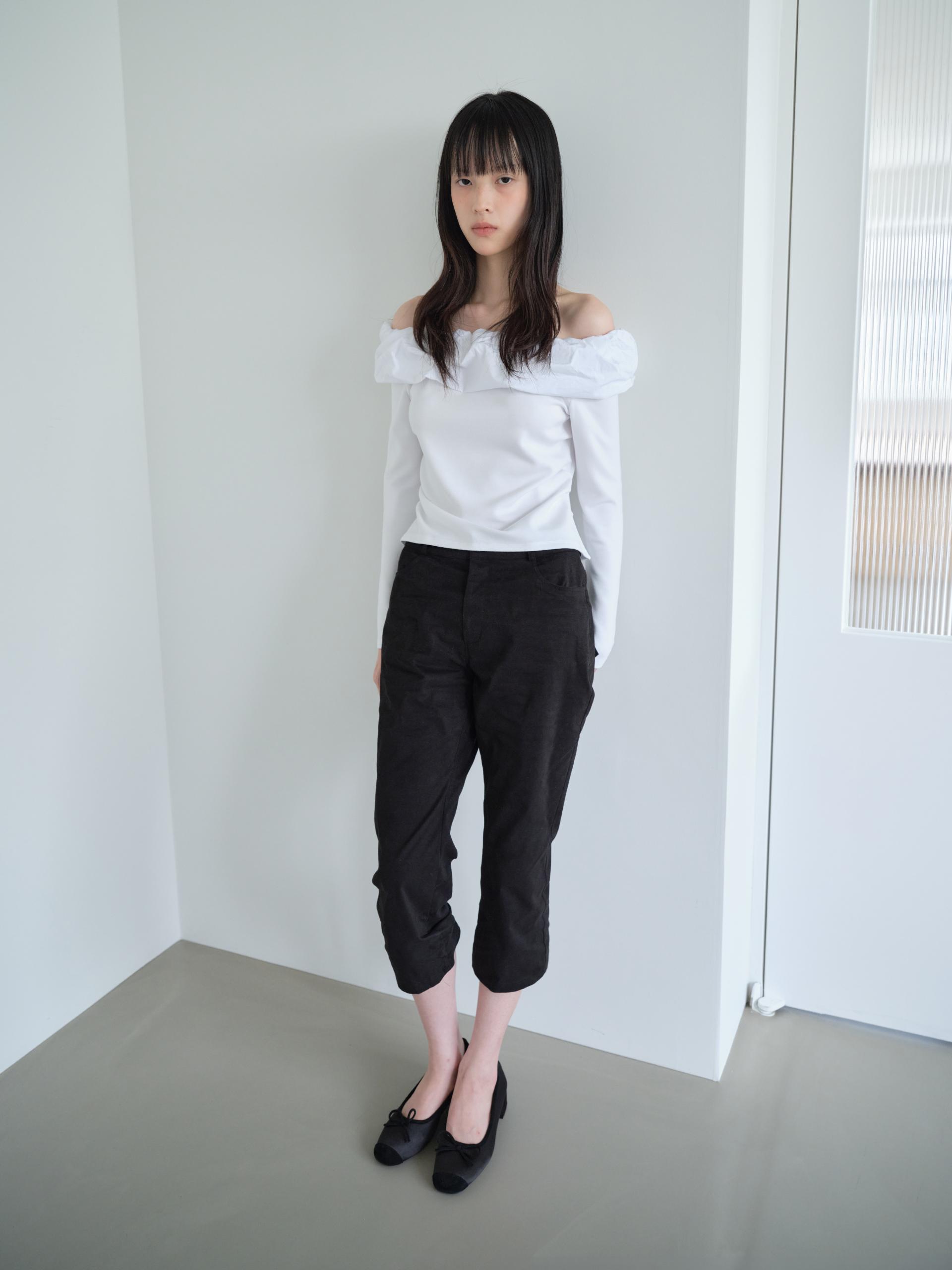 ROMANTIC OFF-SHOULDER SHIRRED TOP_WHITE