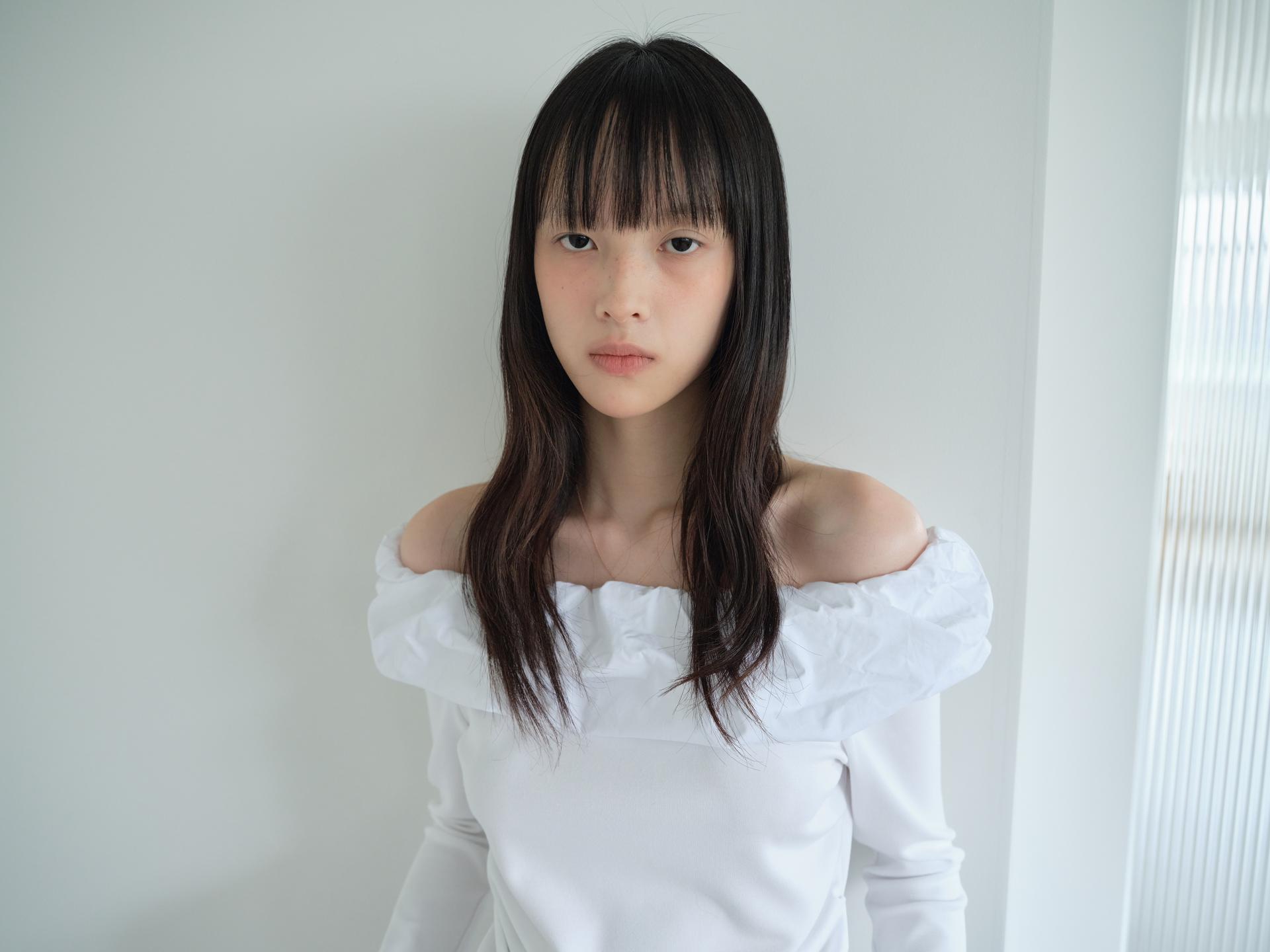 ROMANTIC OFF-SHOULDER SHIRRED TOP_WHITE