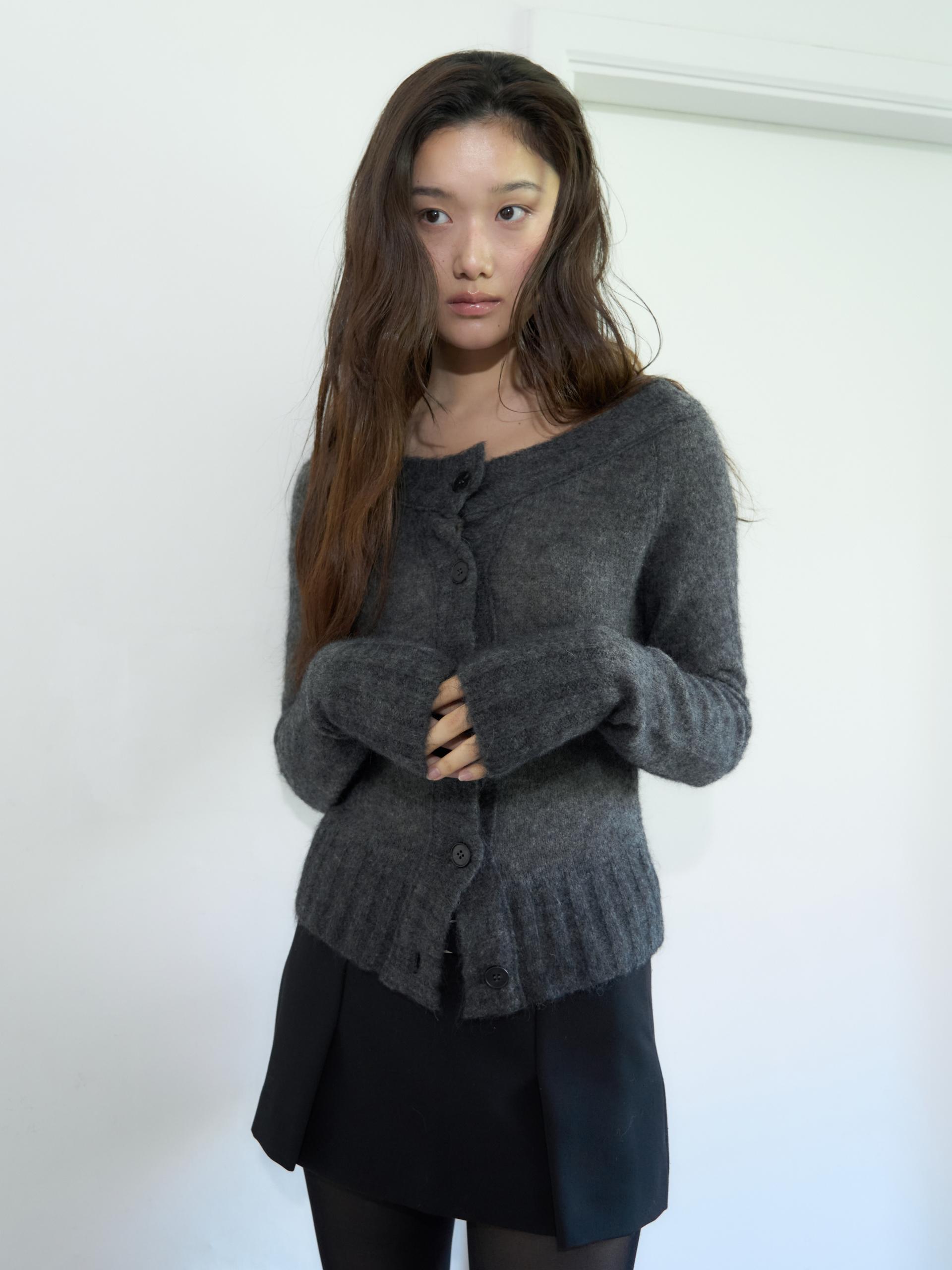 MERINO WOOL ALPACA OFF-SHOULDER CARDIGAN_CHARCOAL