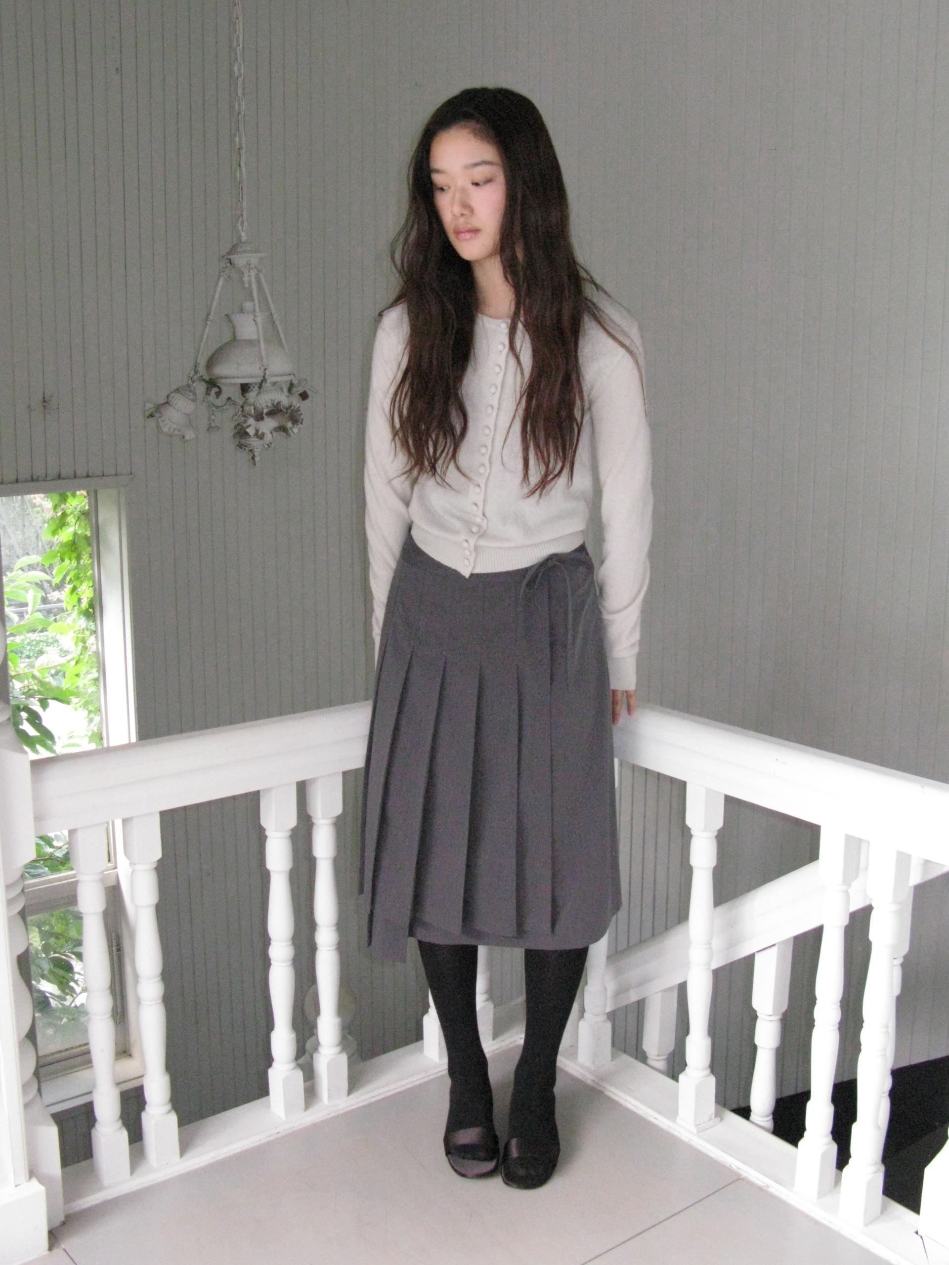 WRAP PLEATED LONG SKIRT_GRAY