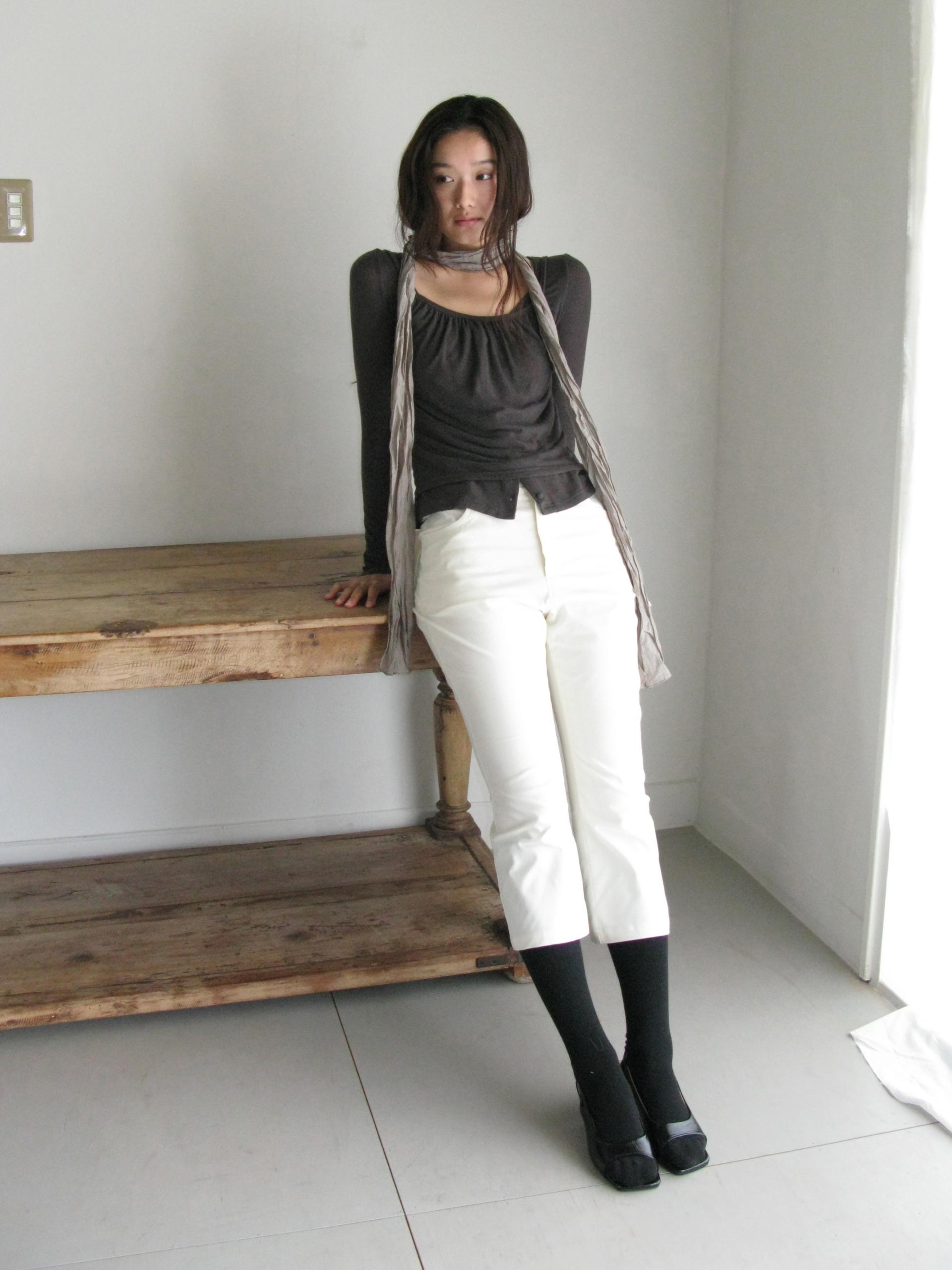 PEACHED CAPRI PANTS_IVORY