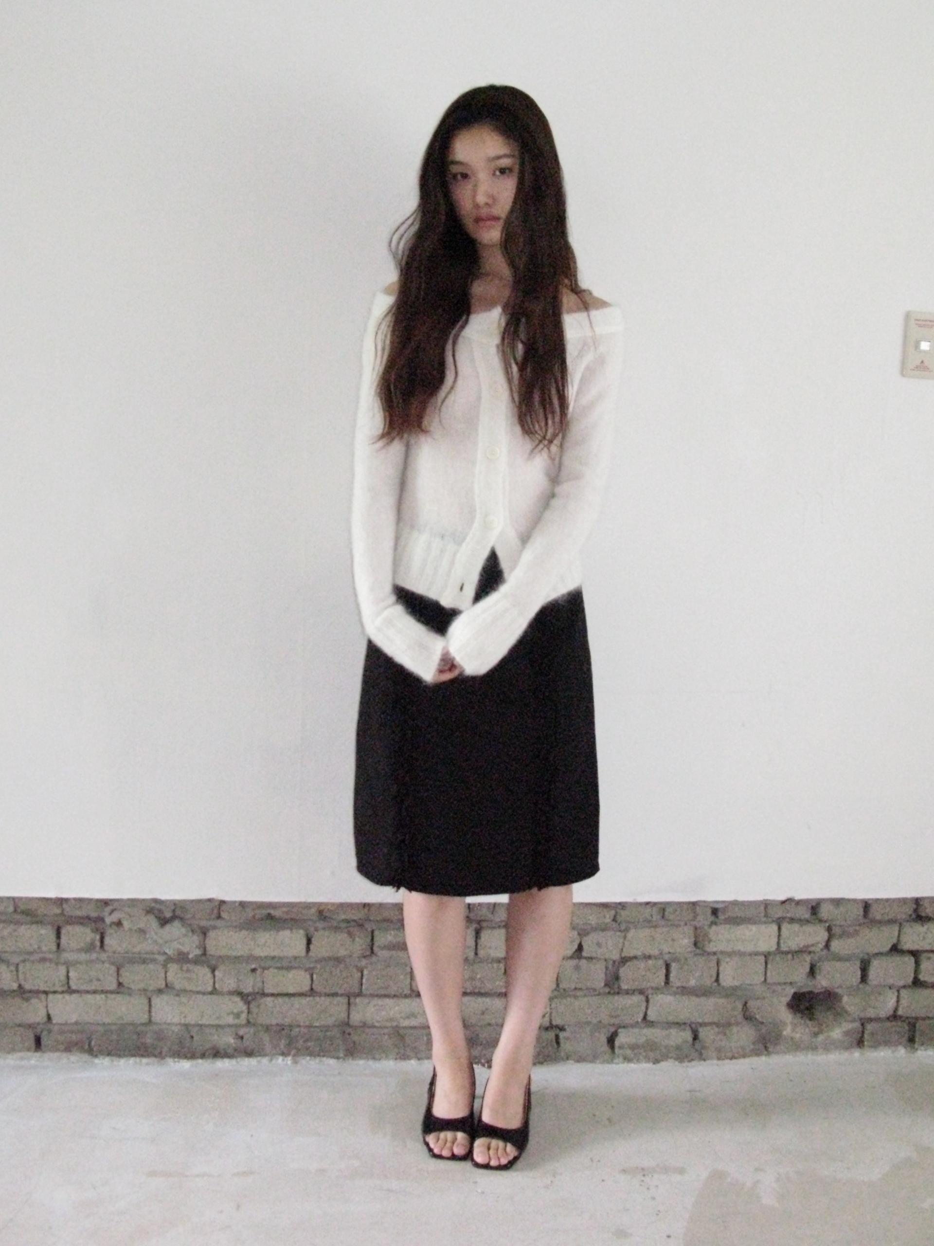 MERINO WOOL ALPACA OFF-SHOULDER CARDIGAN_WHITE