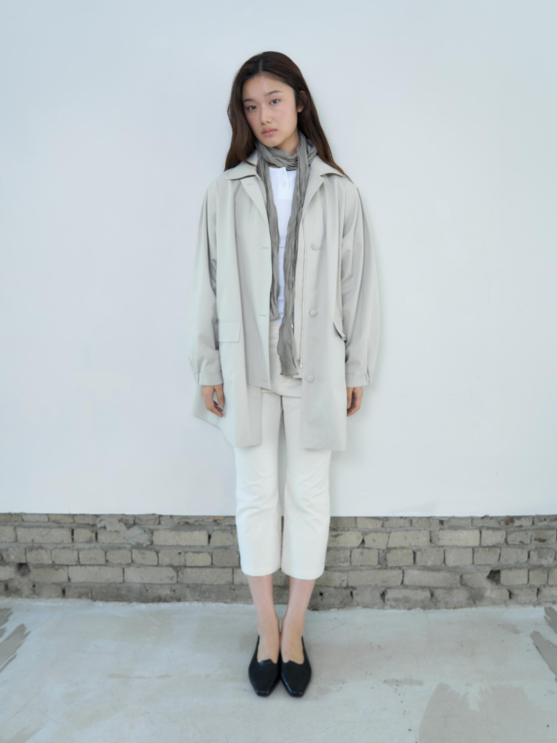 A-LINE COVERED BUTTON HALF JACKET_LIGHT BEIGE