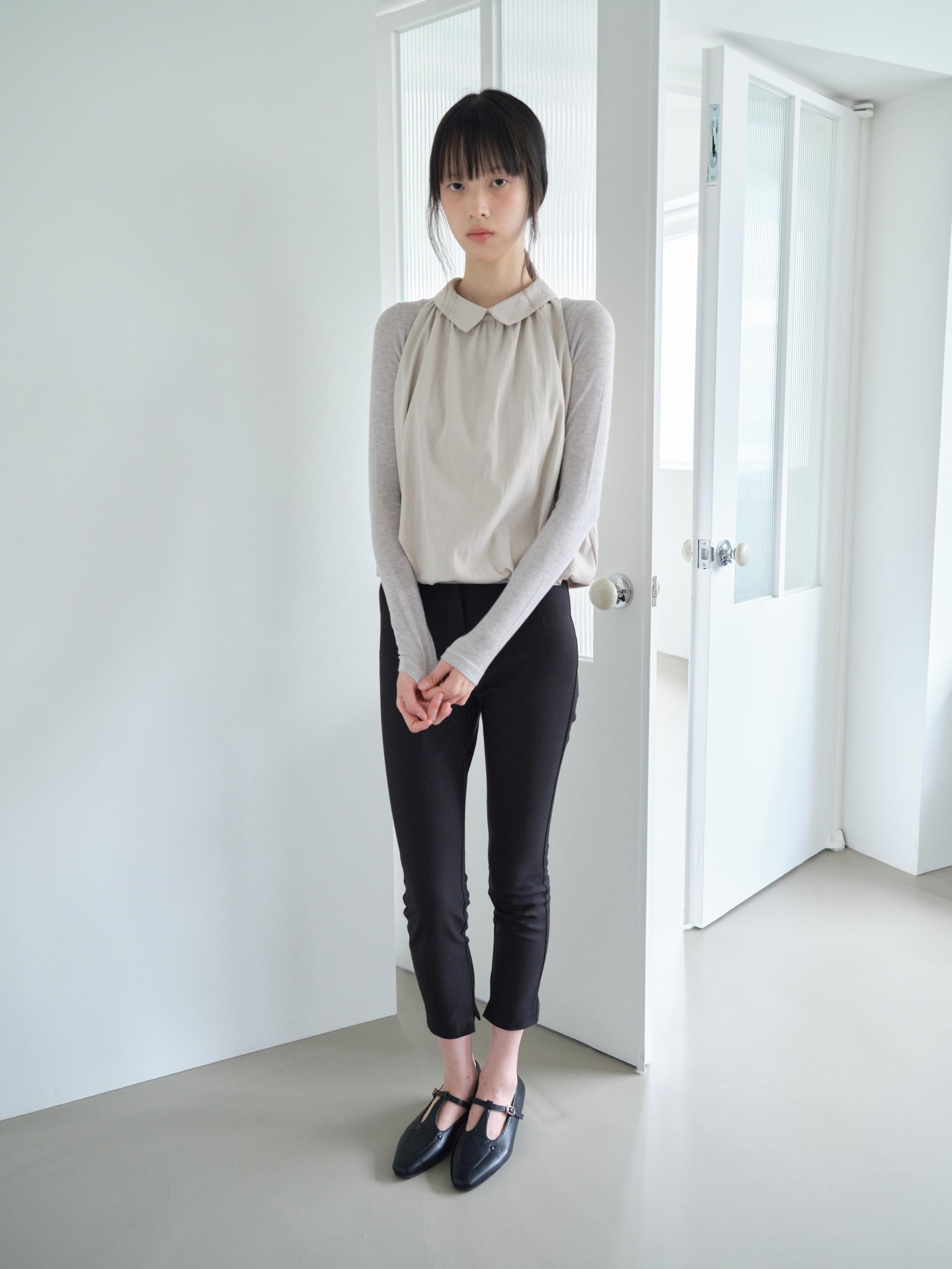COLLARED HALTER TOP_BEIGE