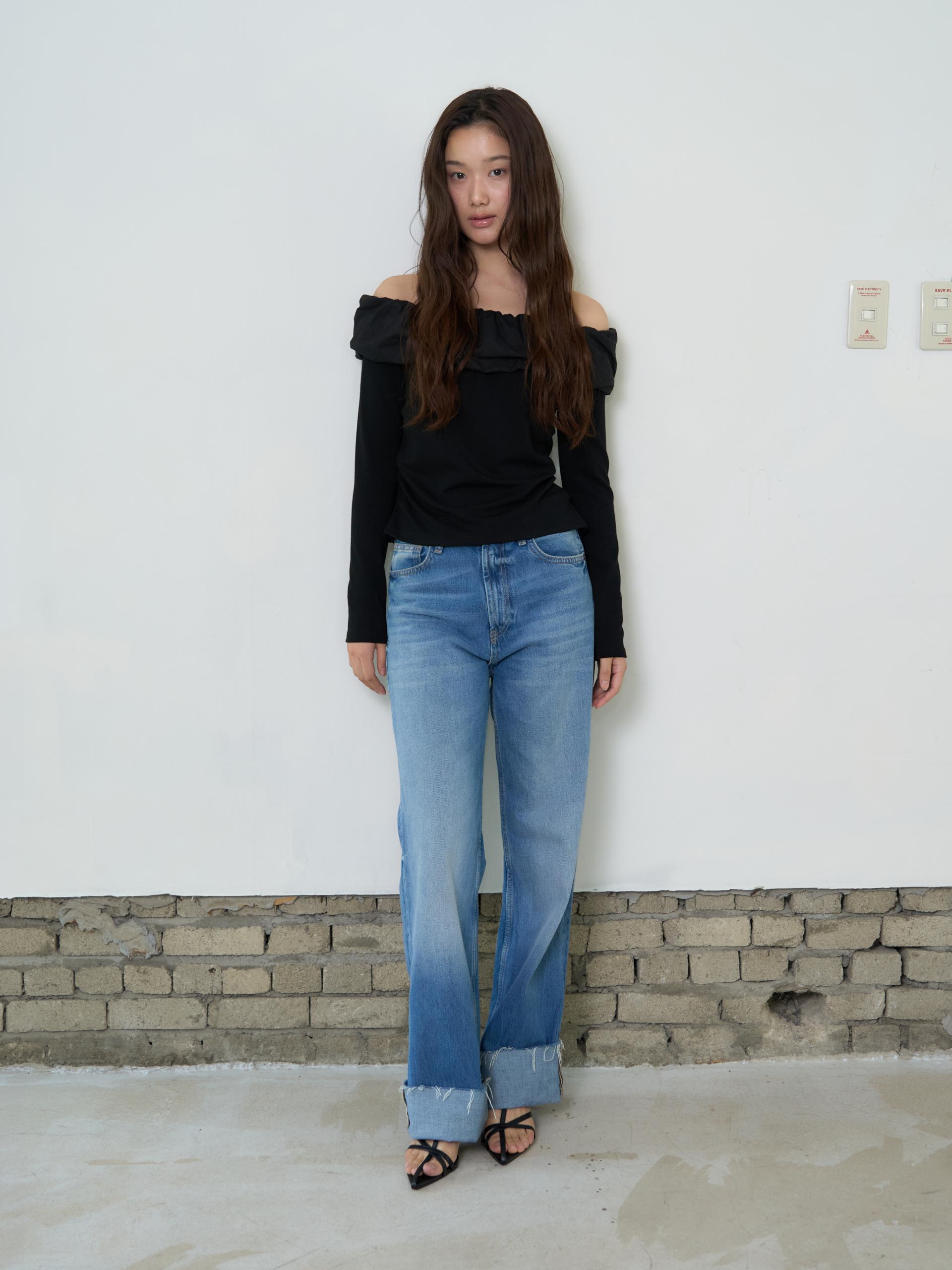 ROMANTIC OFF-SHOULDER SHIRRED TOP_BLACK
