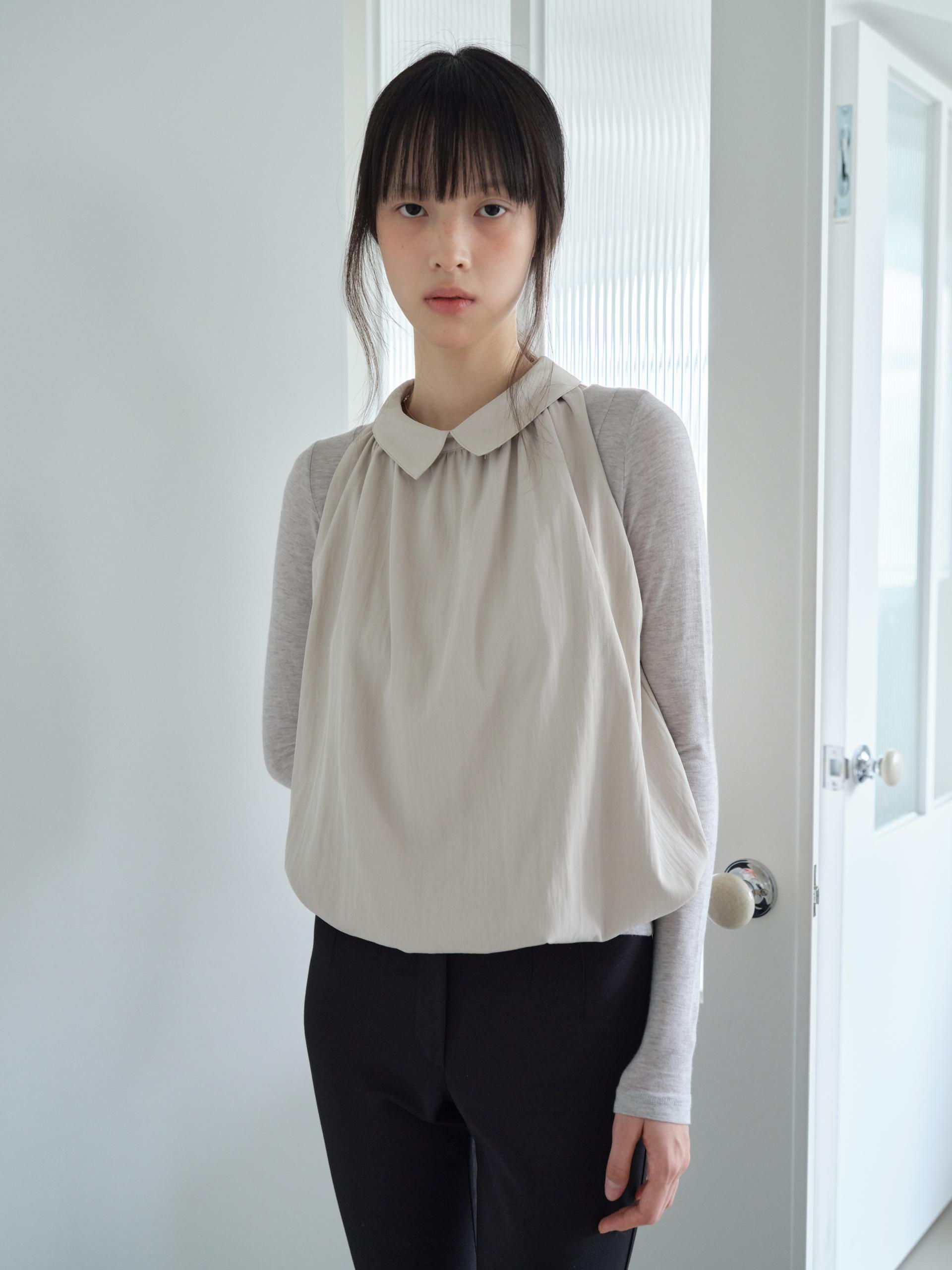 COLLARED HALTER TOP_BEIGE