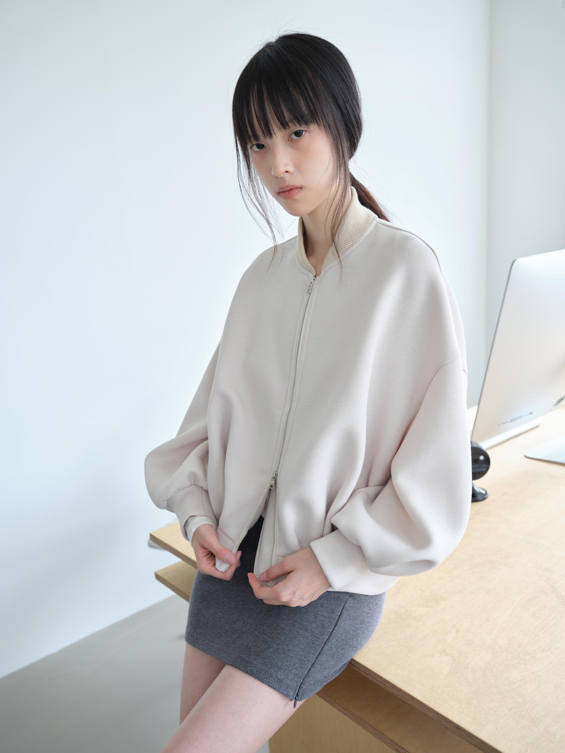 NEOPRENE PINTUCK JACKET_BEIGE