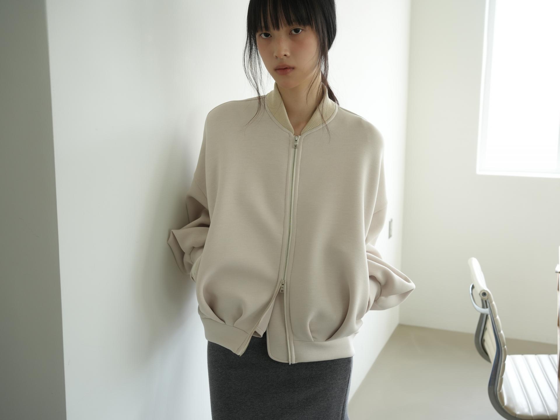 NEOPRENE PINTUCK JACKET_BEIGE