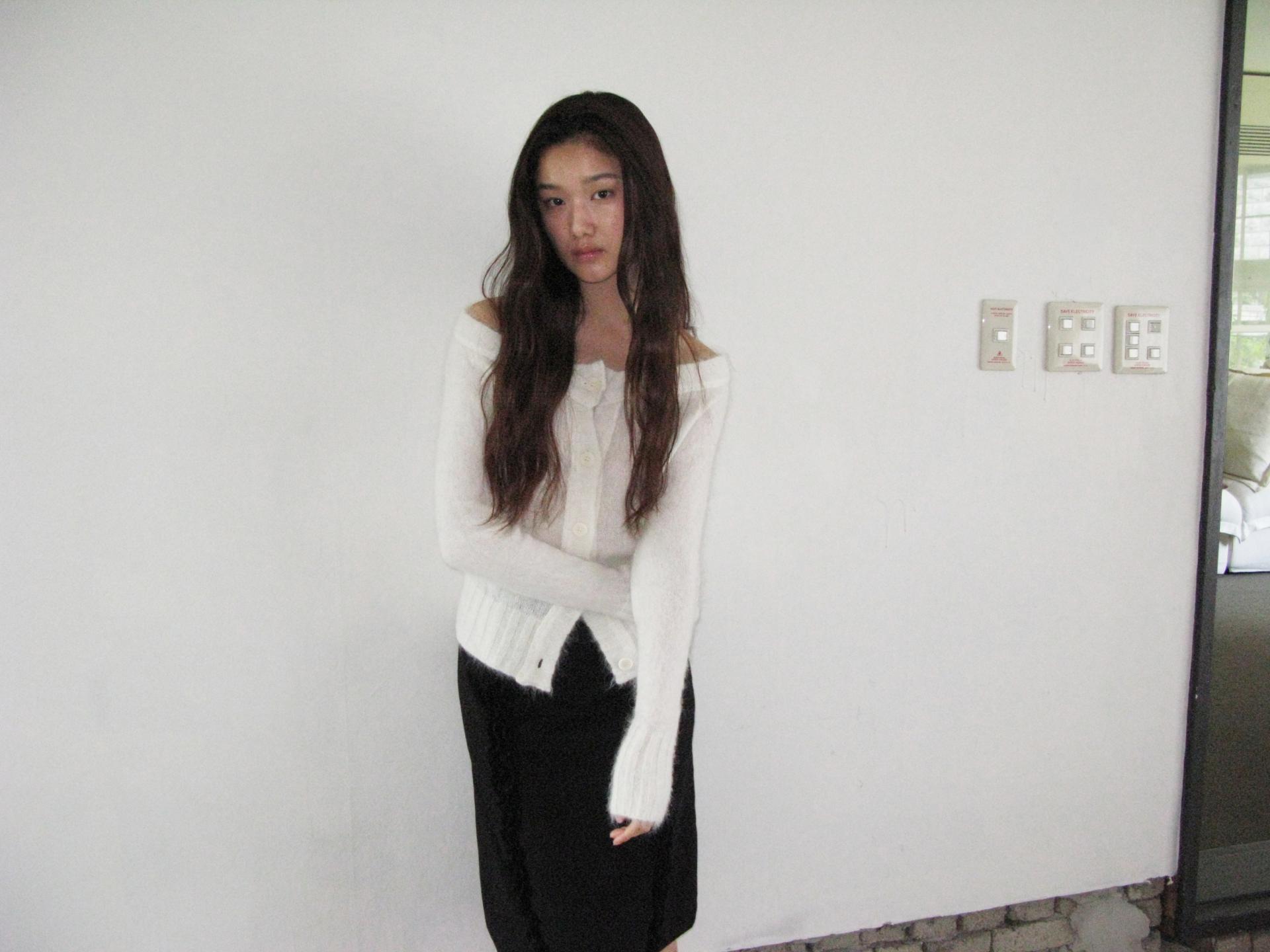 MERINO WOOL ALPACA OFF-SHOULDER CARDIGAN_WHITE