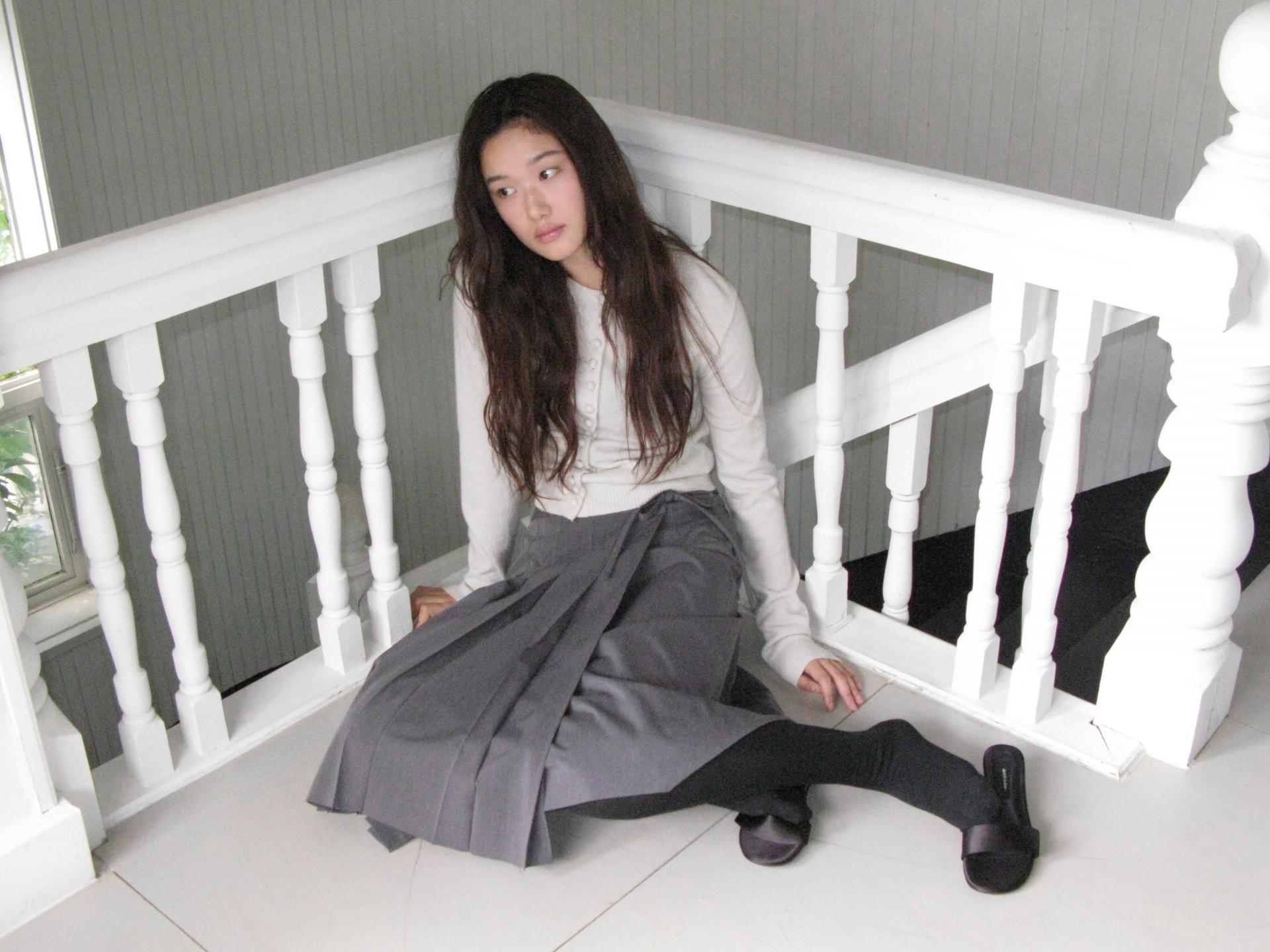 WRAP PLEATED LONG SKIRT_GRAY