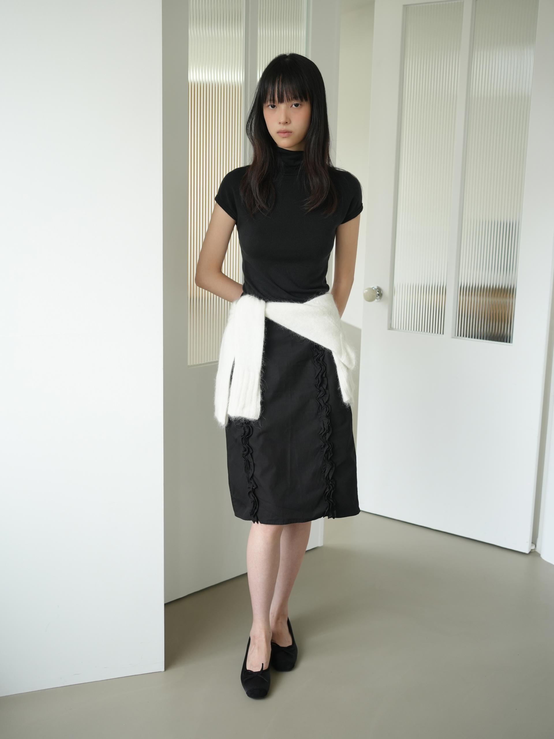 WOOL TURTLENECK TOP_BLACK