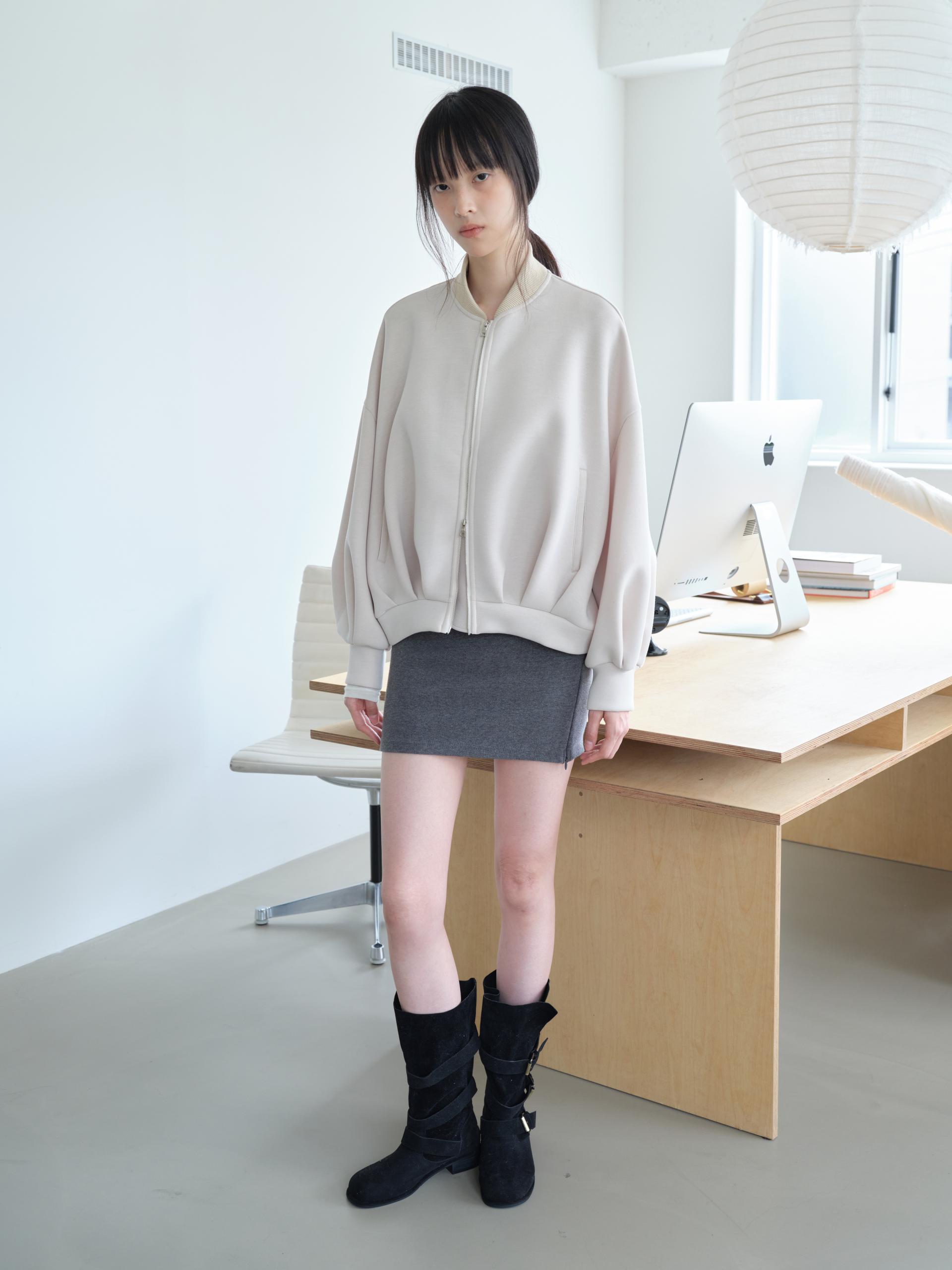 NEOPRENE PINTUCK JACKET_BEIGE