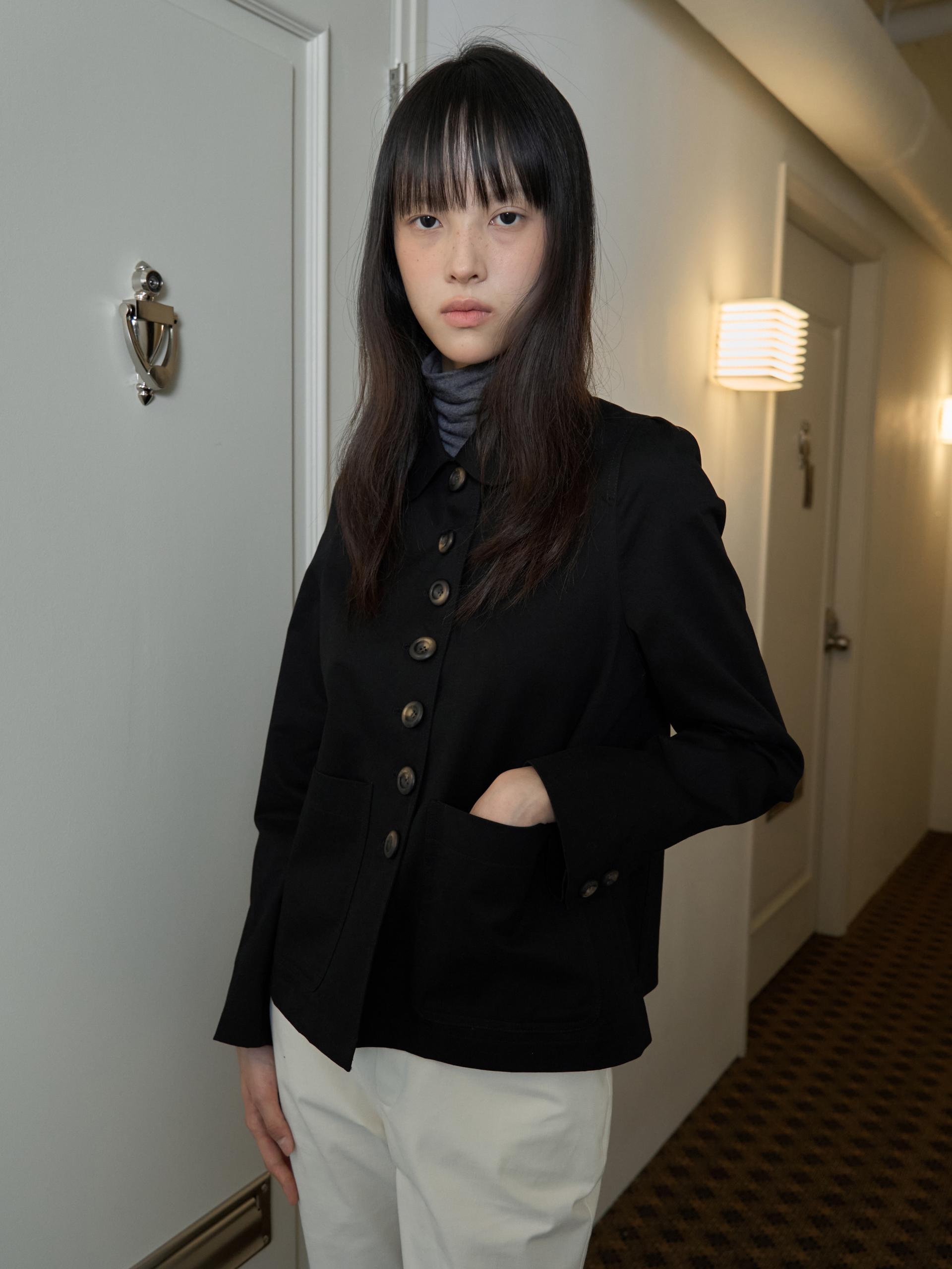 BUTTON DETAIL LOVELY JACKET_BLACK