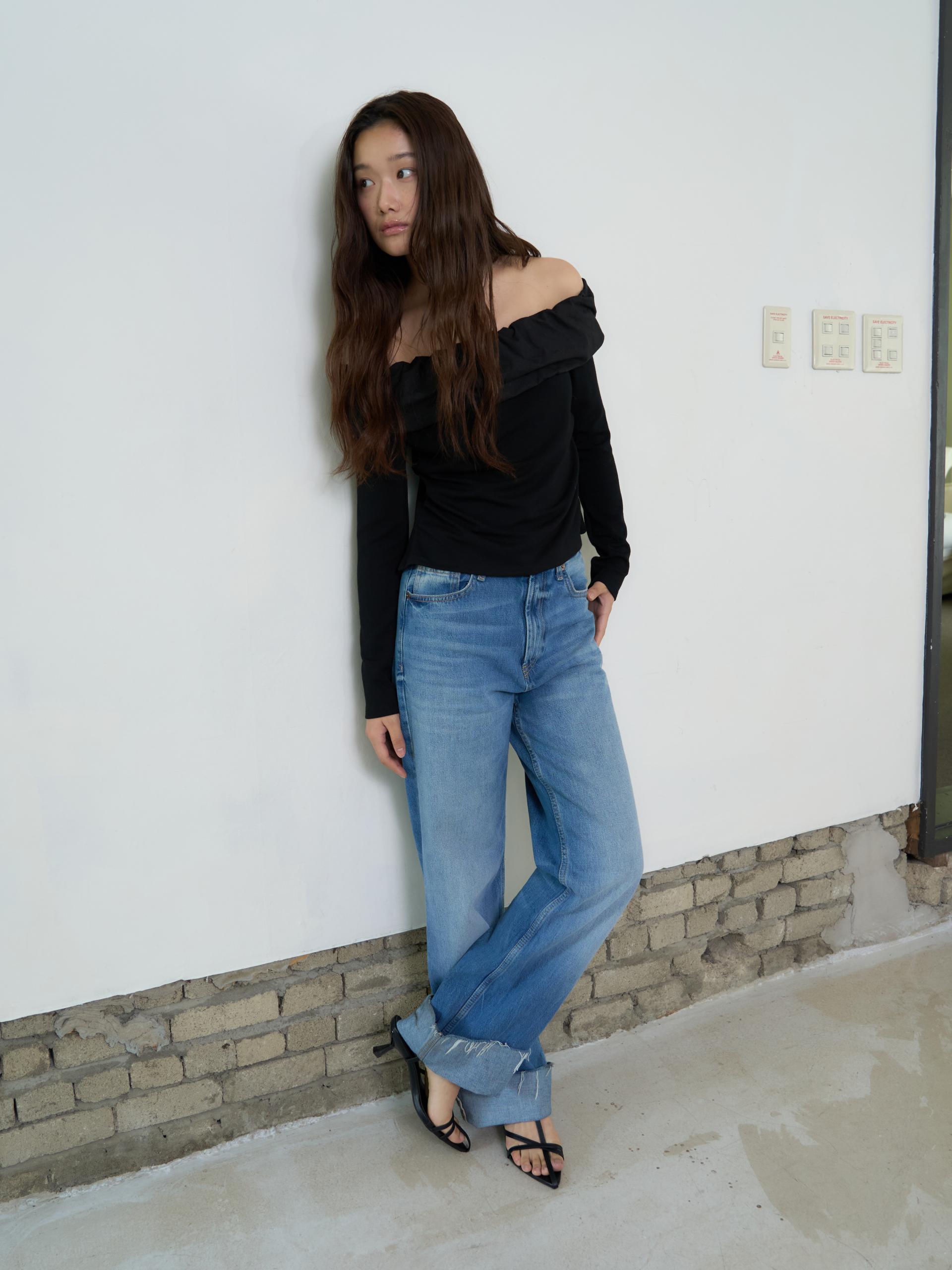 ROMANTIC OFF-SHOULDER SHIRRED TOP_BLACK