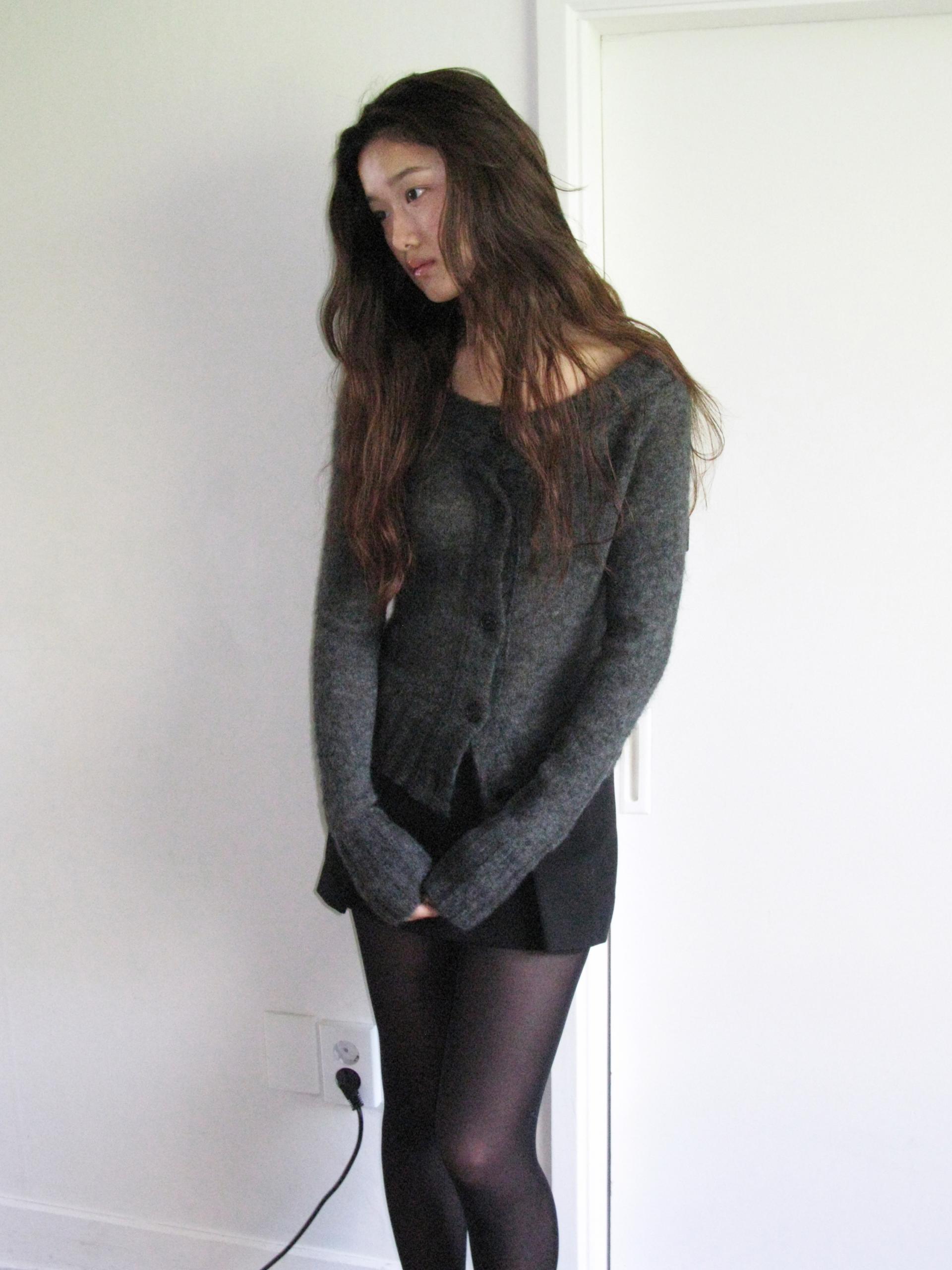 MERINO WOOL ALPACA OFF-SHOULDER CARDIGAN_CHARCOAL