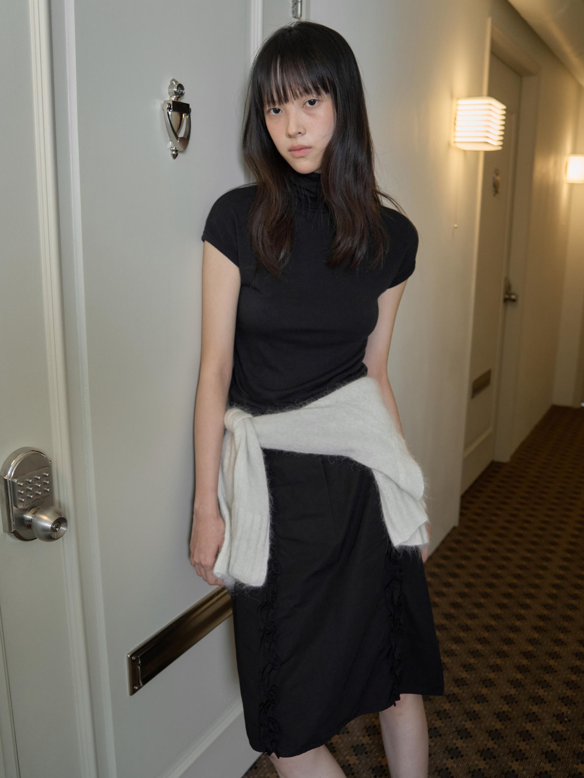 WOOL TURTLENECK TOP_BLACK