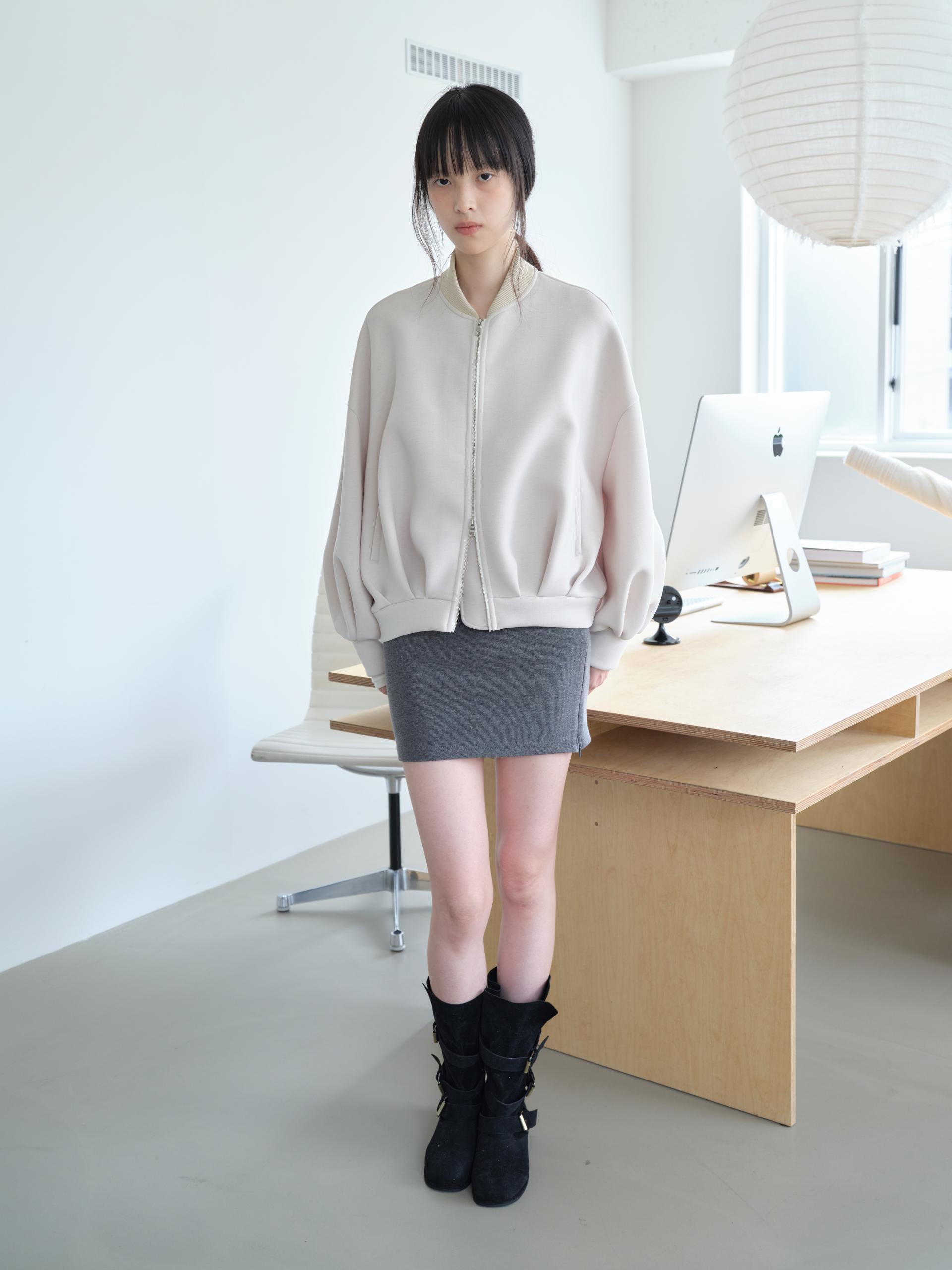 NEOPRENE PINTUCK JACKET_BEIGE