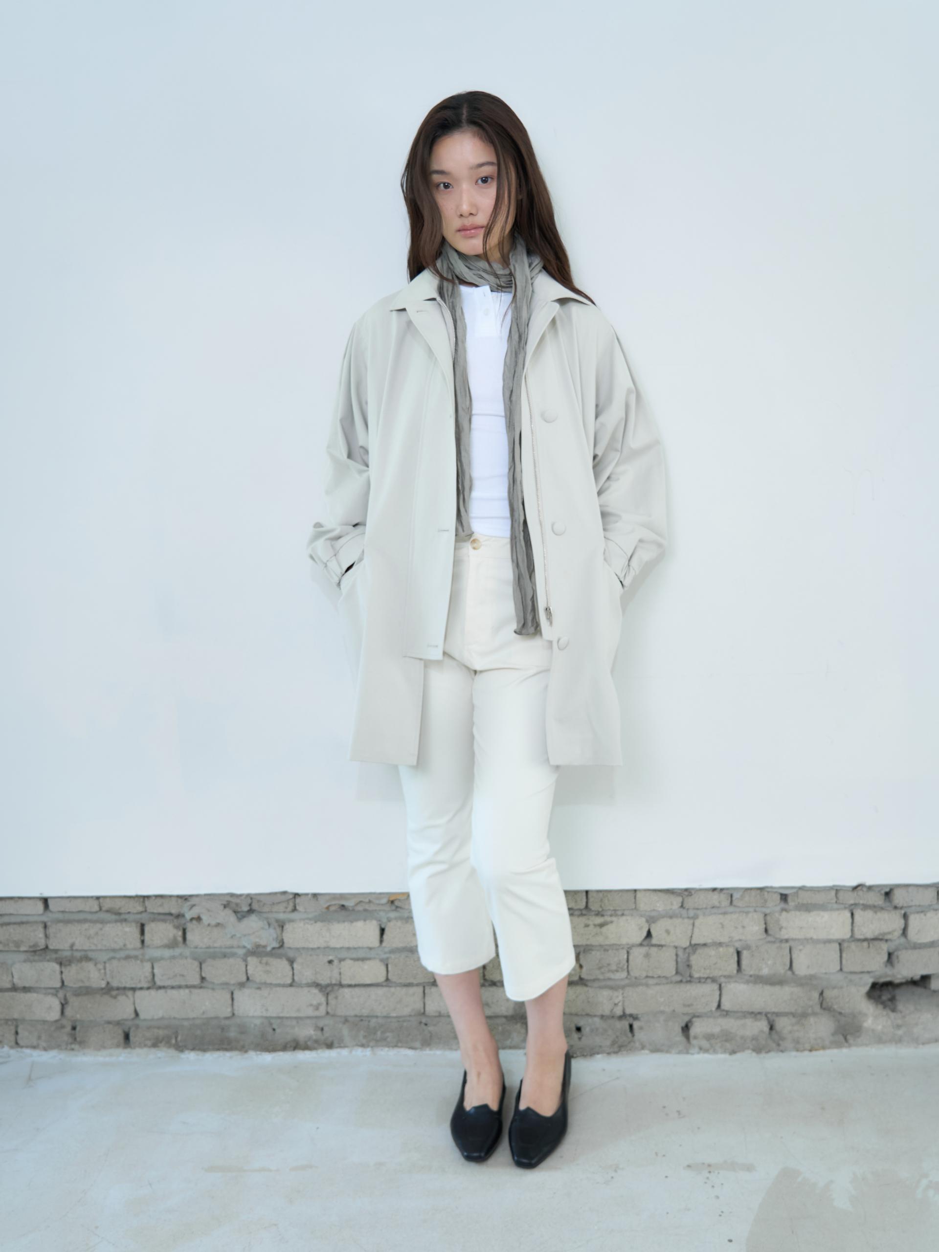 A-LINE COVERED BUTTON HALF JACKET_LIGHT BEIGE