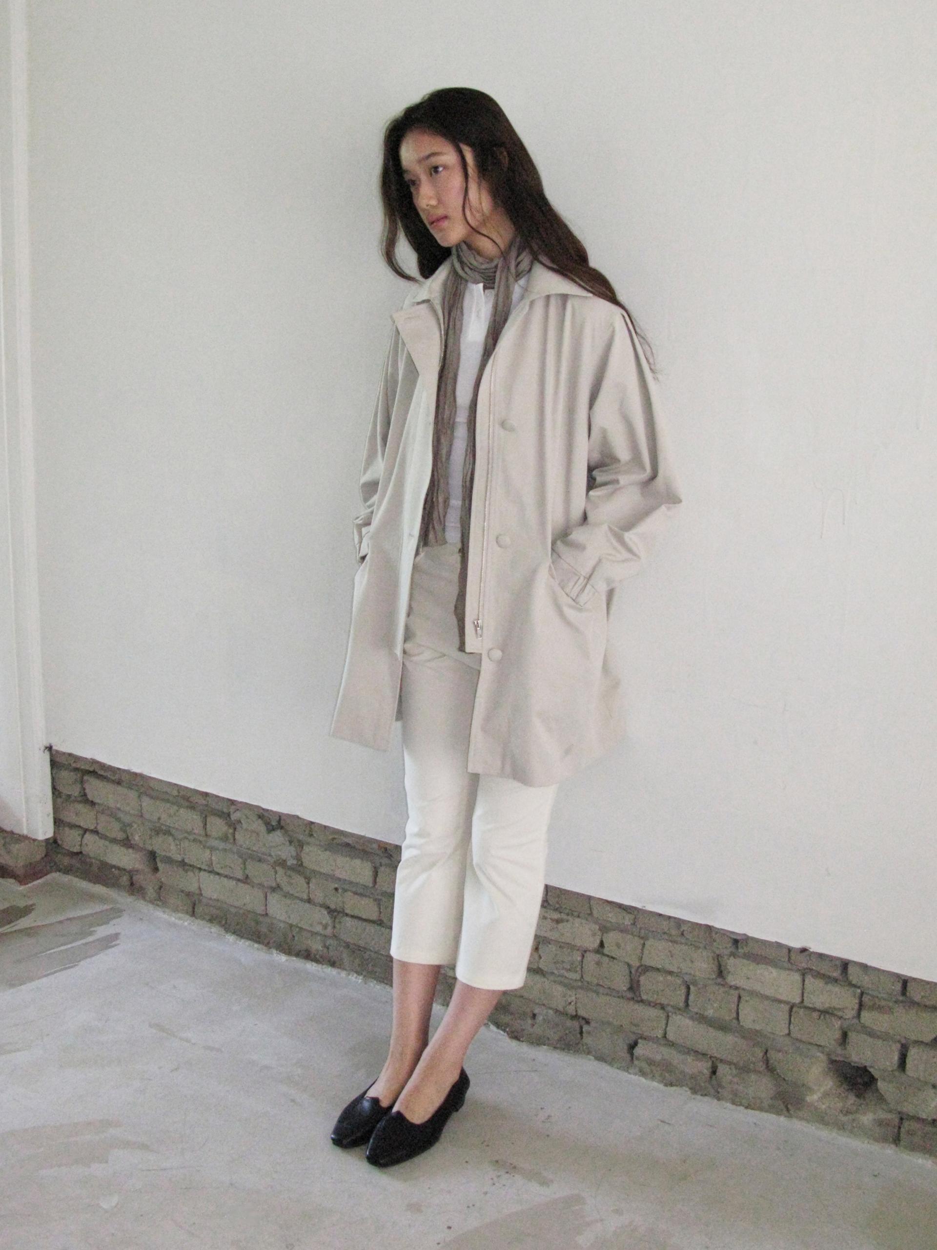 A-LINE COVERED BUTTON HALF JACKET_LIGHT BEIGE