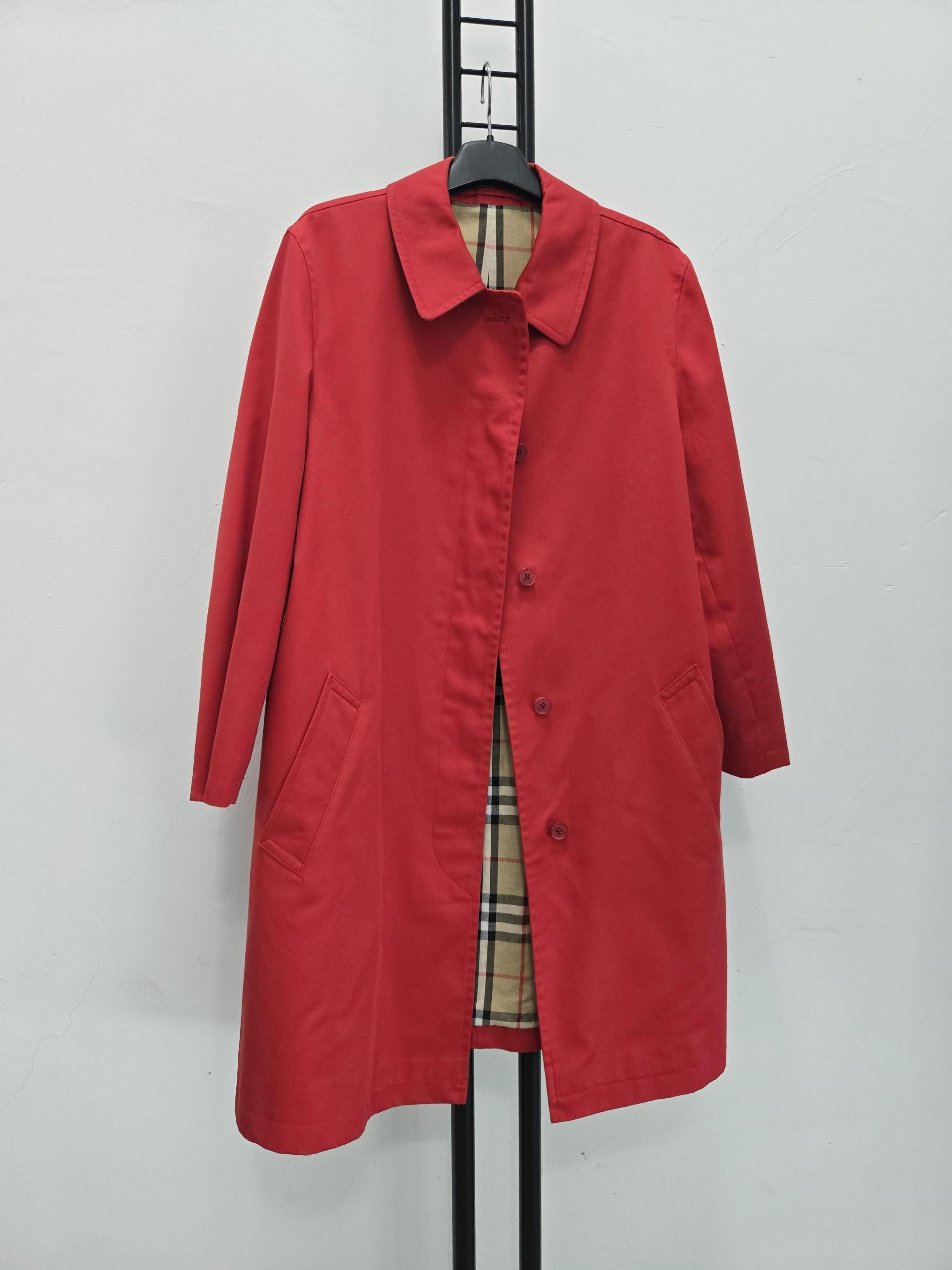 정품 버버리 BURBERRY 레드 트렌치 코트