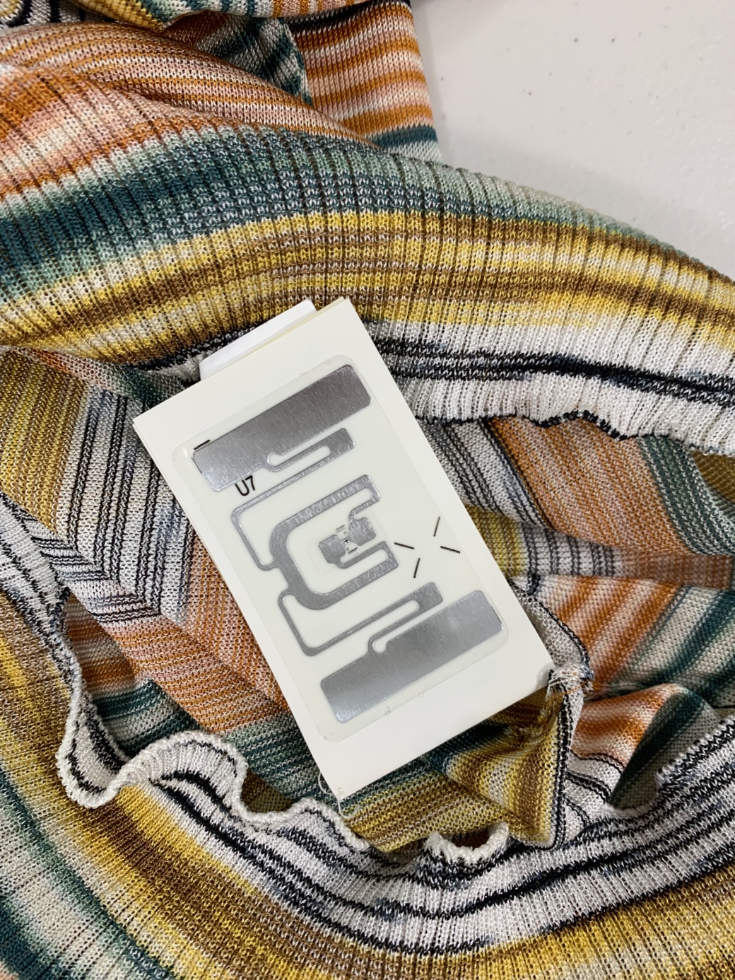 정품 미쏘니 MISSONI DAL1953 스트라이프 니트