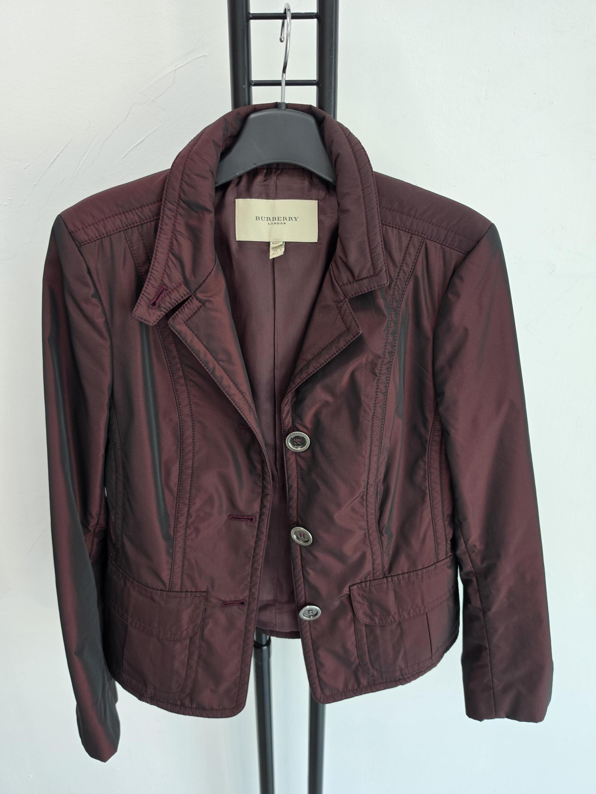 정품 버버리 BURBERRY 여성 자켓 버건디