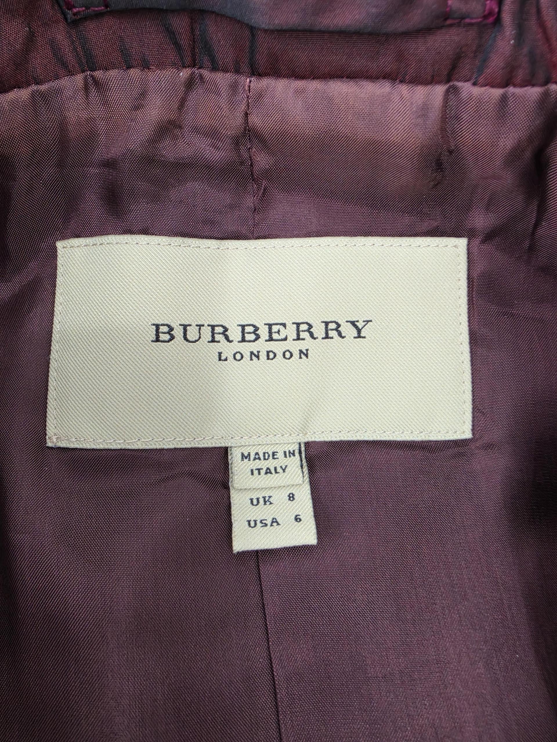 정품 버버리 BURBERRY 여성 자켓 버건디