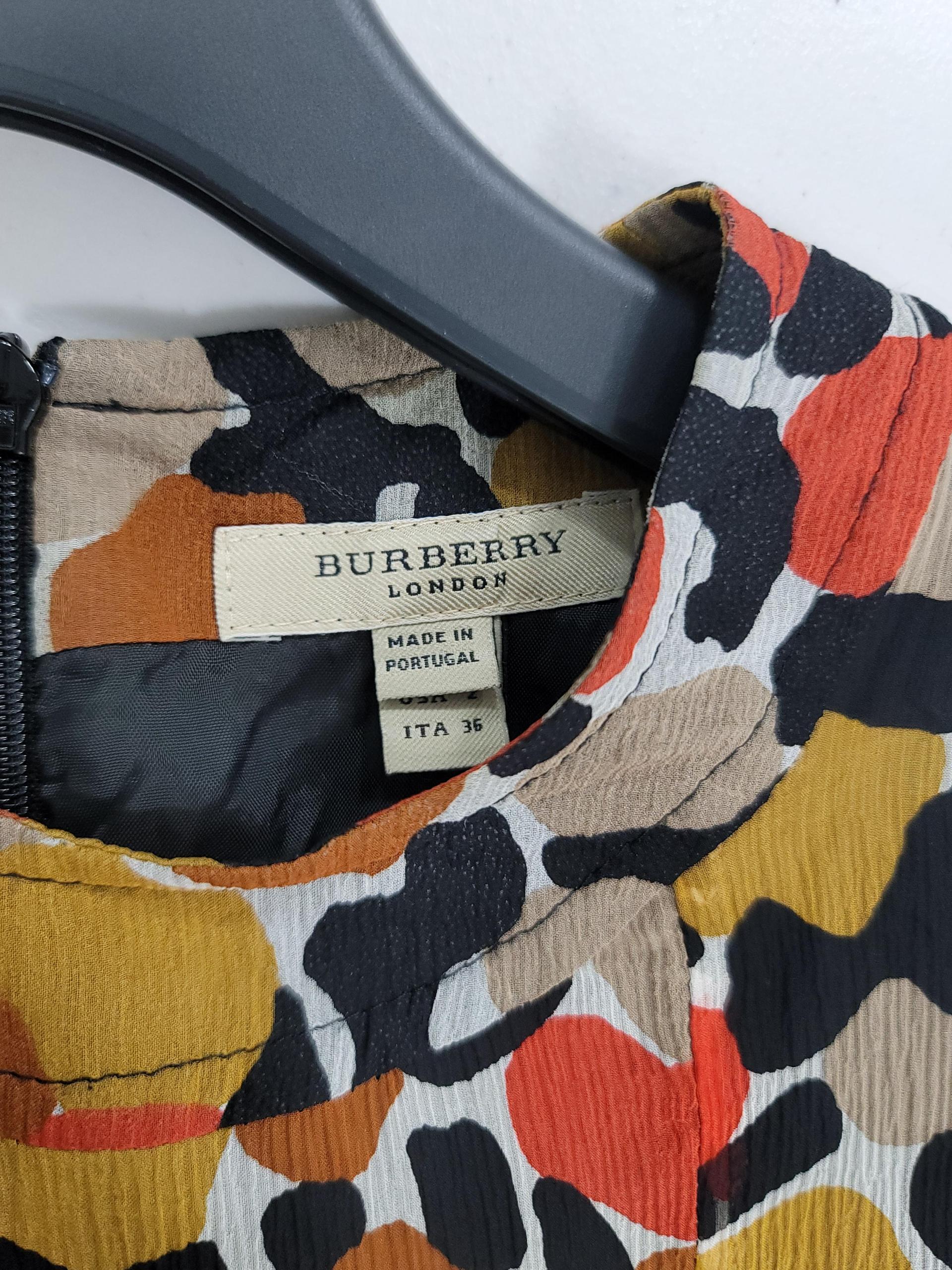 정품 버버리 BURBERRY 민소매 패턴 원피스