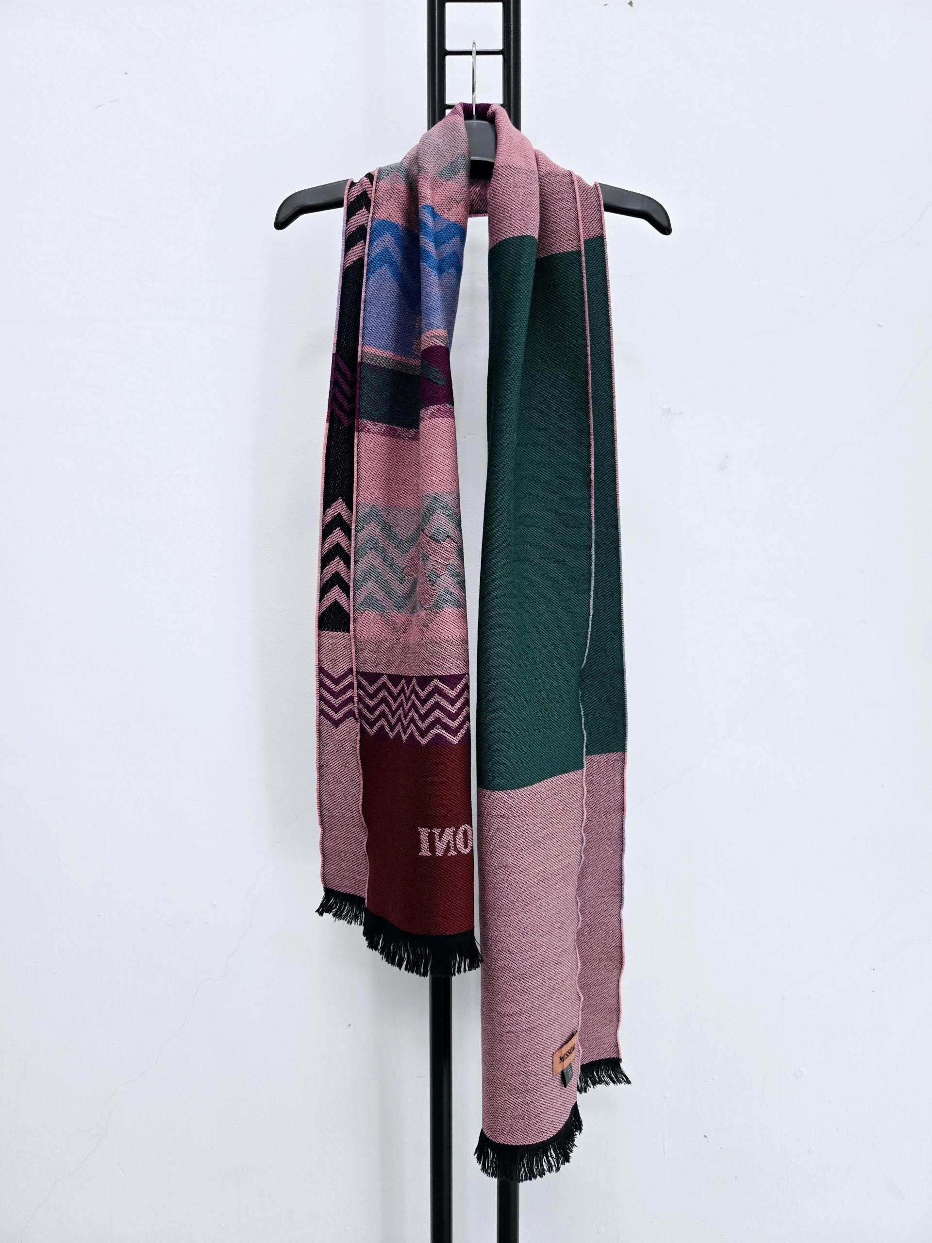 정품 미쏘니 MISSONI 라나울 100% 패턴 머플러