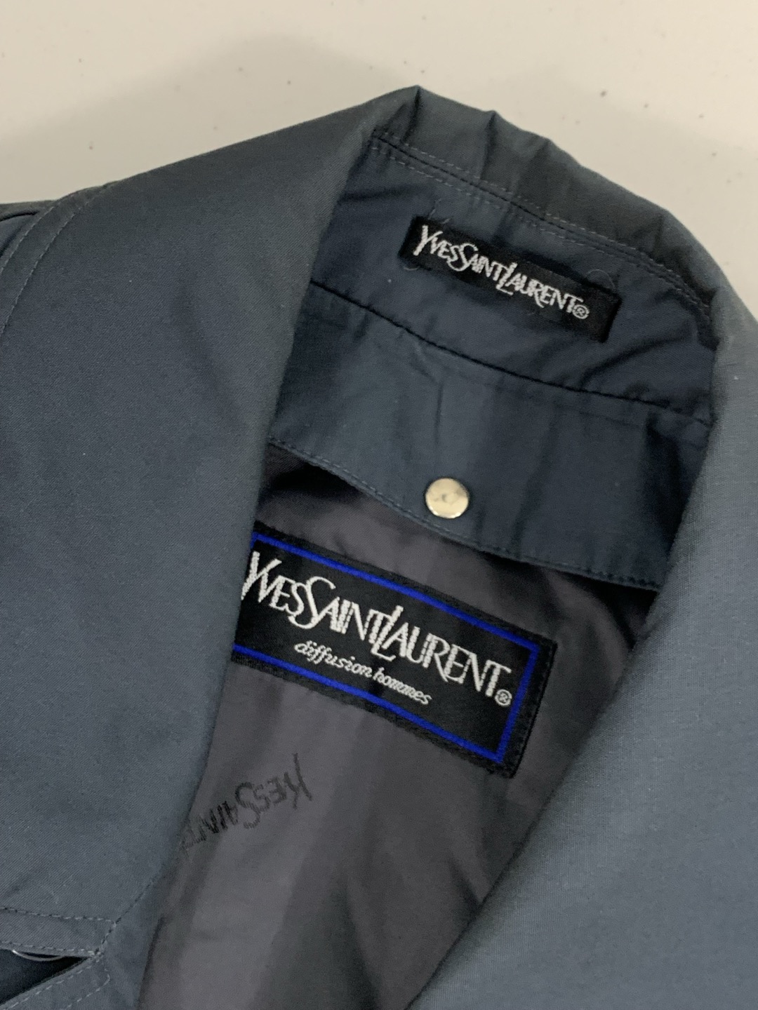 정품 입생로랑 SAINT LAURENT 트렌치코트 남성용