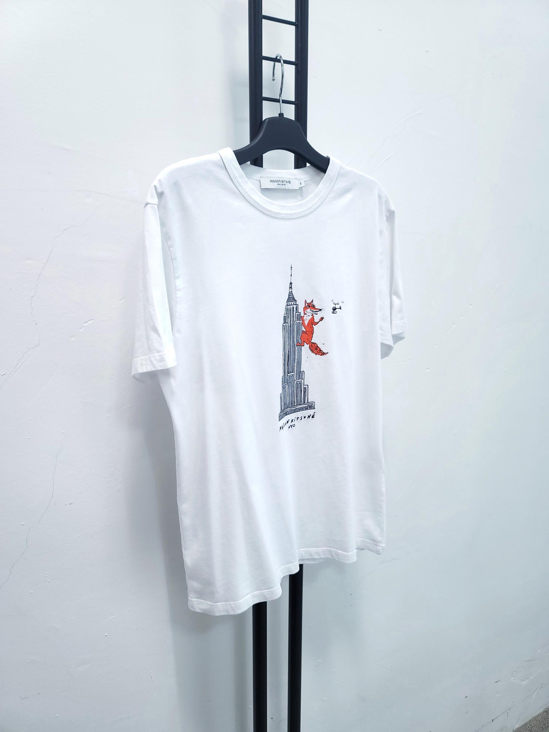 정품 메종키츠네 MAISON KITSUNE 반팔티 빌딩 여우 프린팅