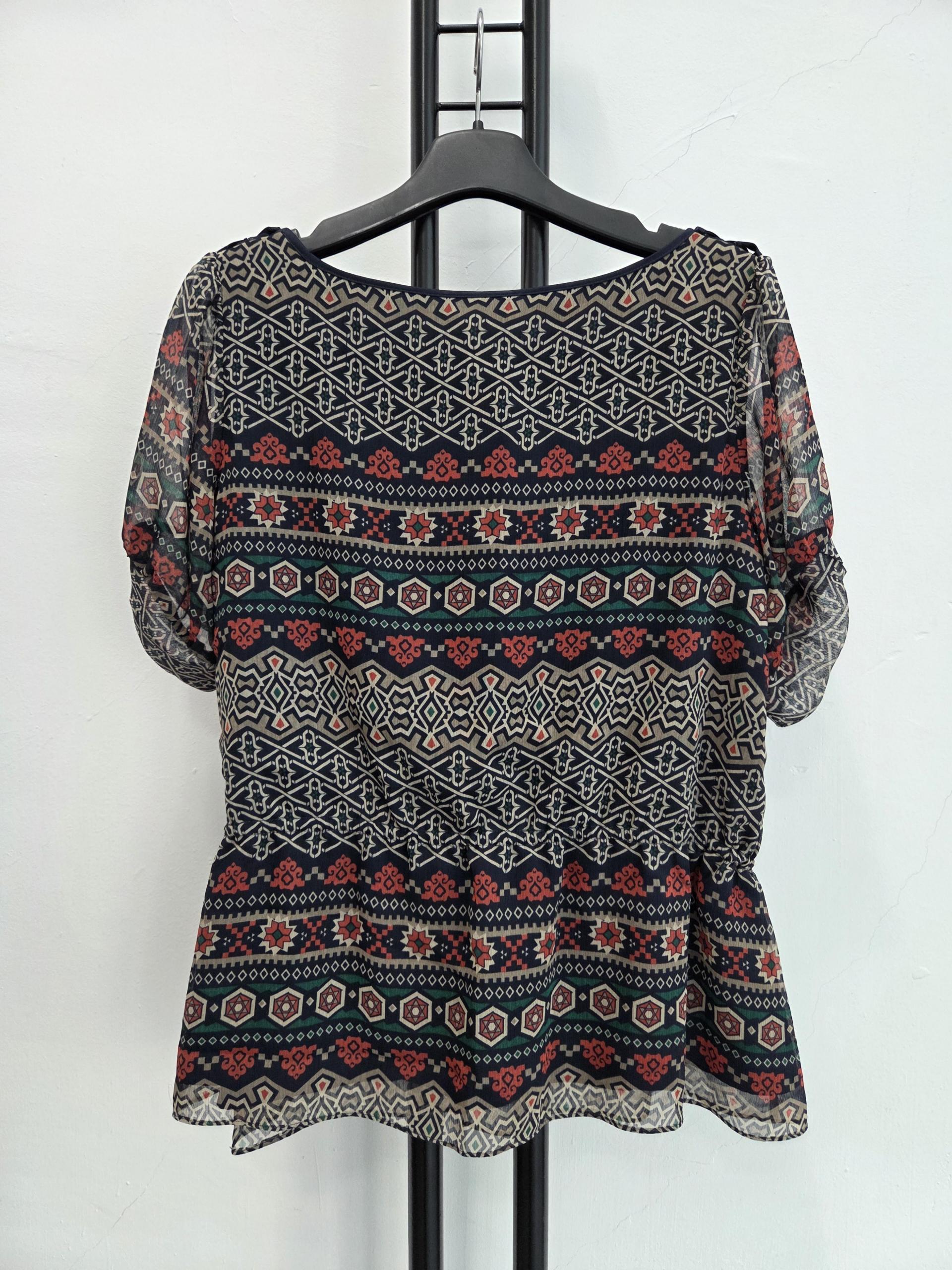정품 비씨비지 BCBG 패턴 블라우스