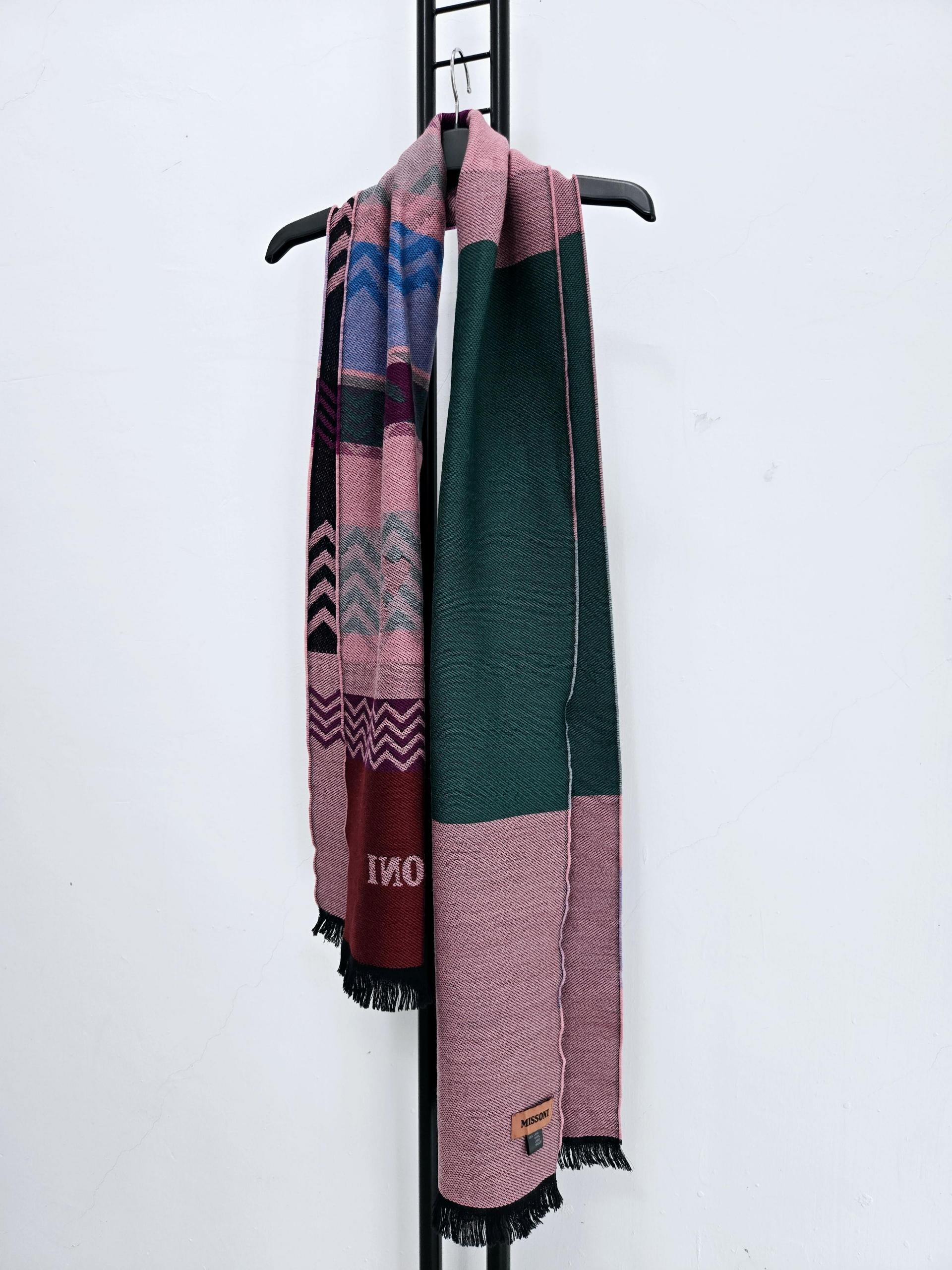 정품 미쏘니 MISSONI 라나울 100% 패턴 머플러