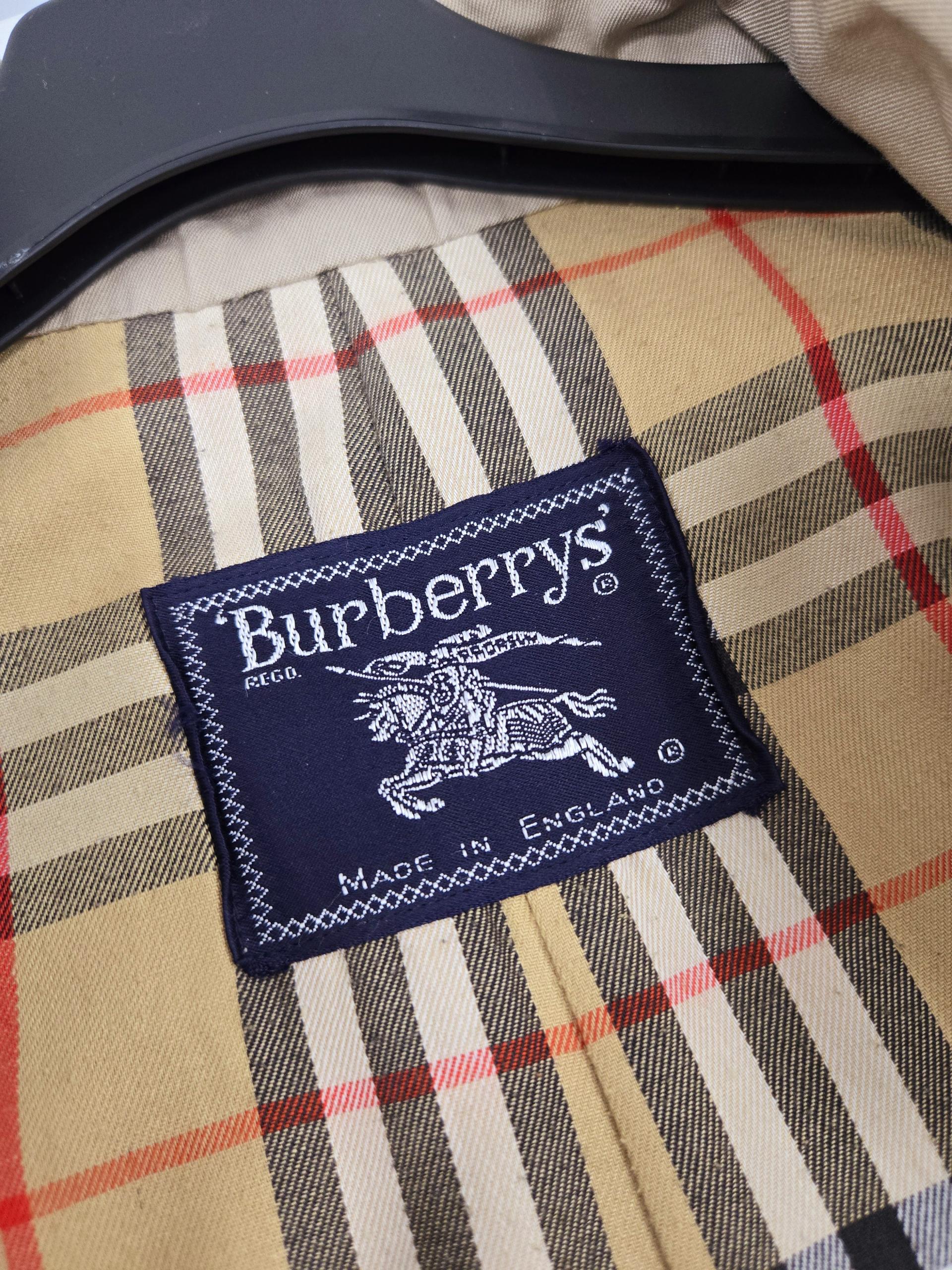 정품 버버리 BURBERRYS 남성 트렌치코트