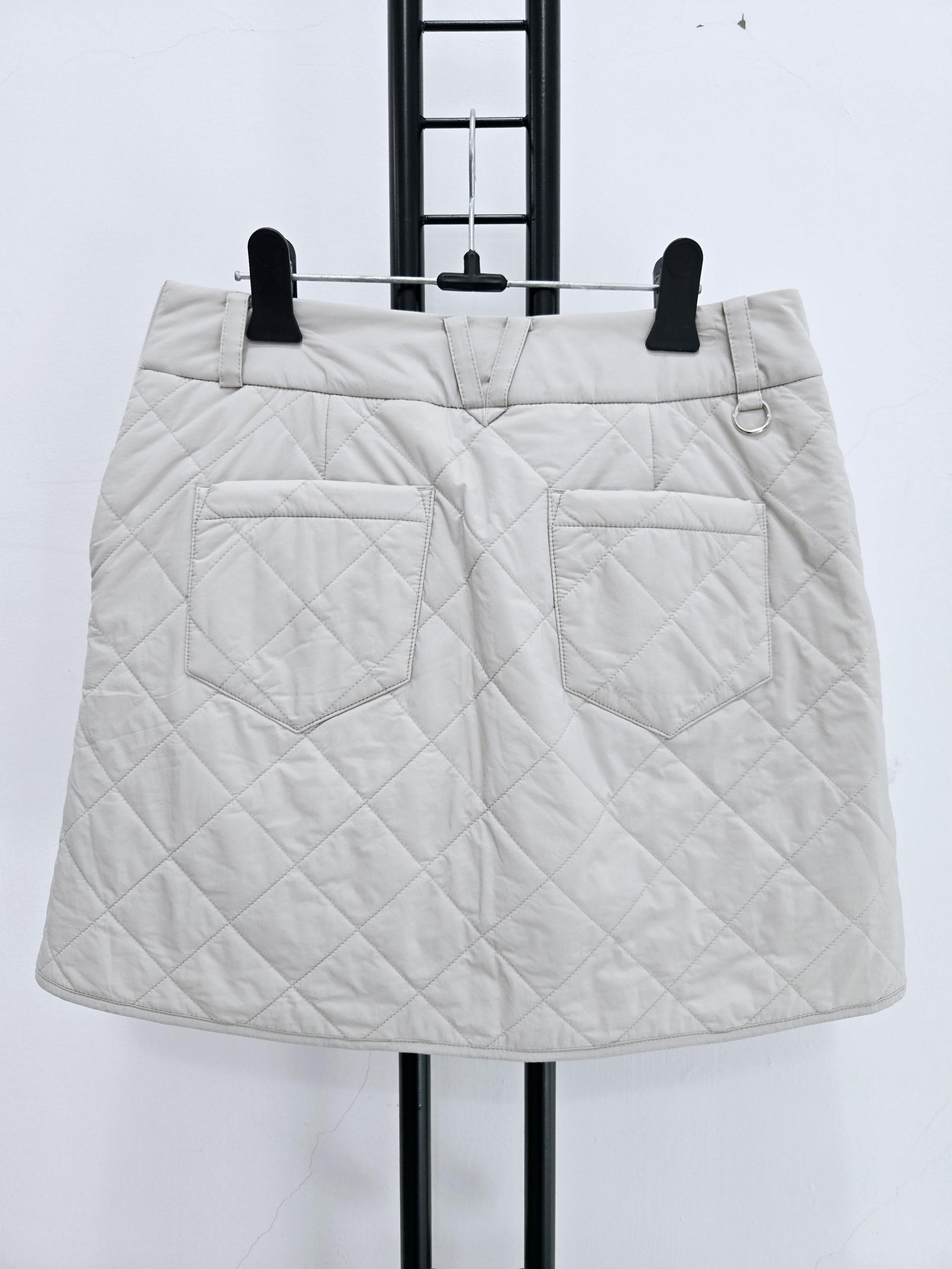 정품 데상트 골프 DESCENTE 퀼팅 패딩 스커트 바지
