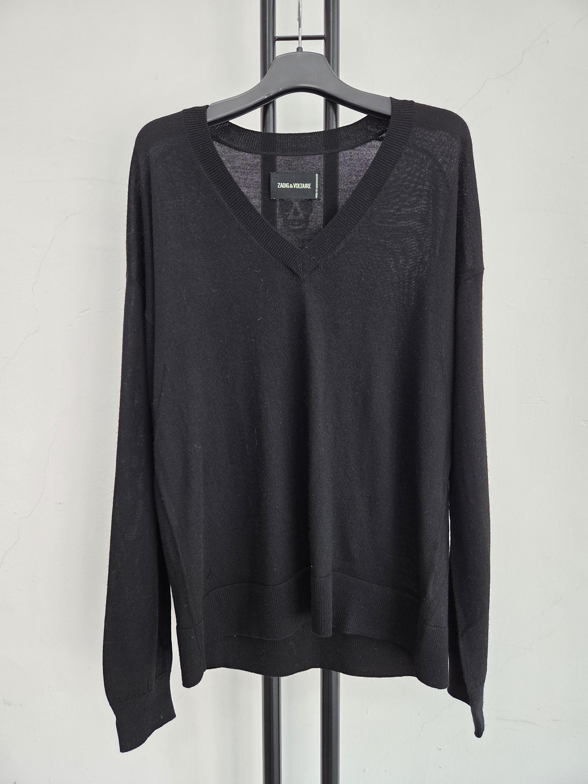 정품 자딕앤볼테르 ZADIG&VOLTAIRE 블랙 V넥 니트