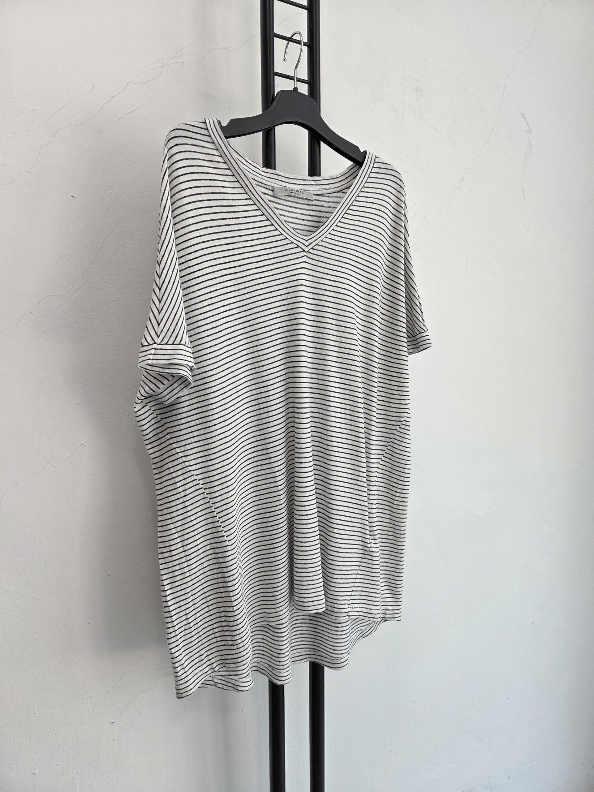 정품 올세인츠 ALLSAINTS 스트라이프 브이넥 티셔츠