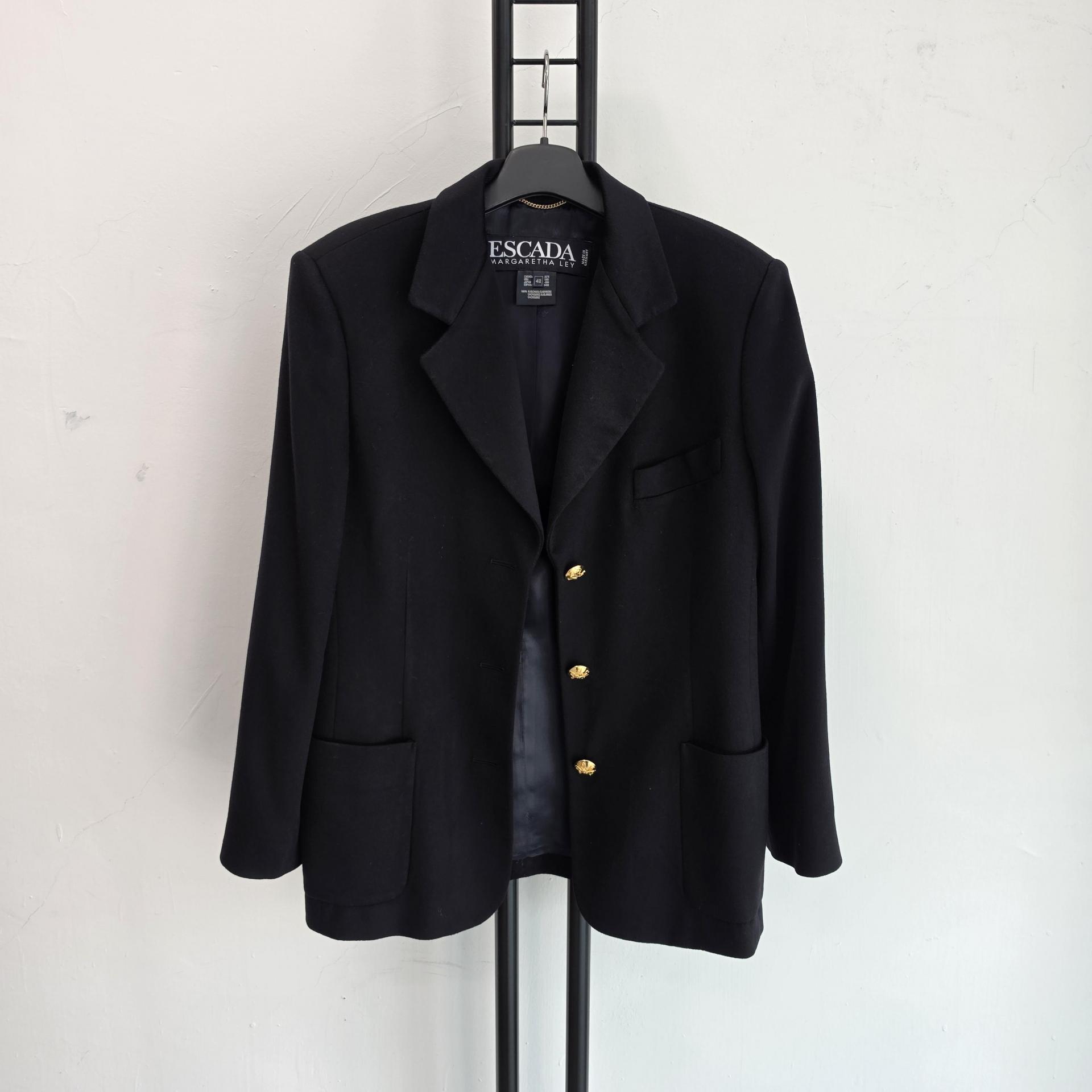 정품 에스까다 ESCADA 여성 블랙 자켓