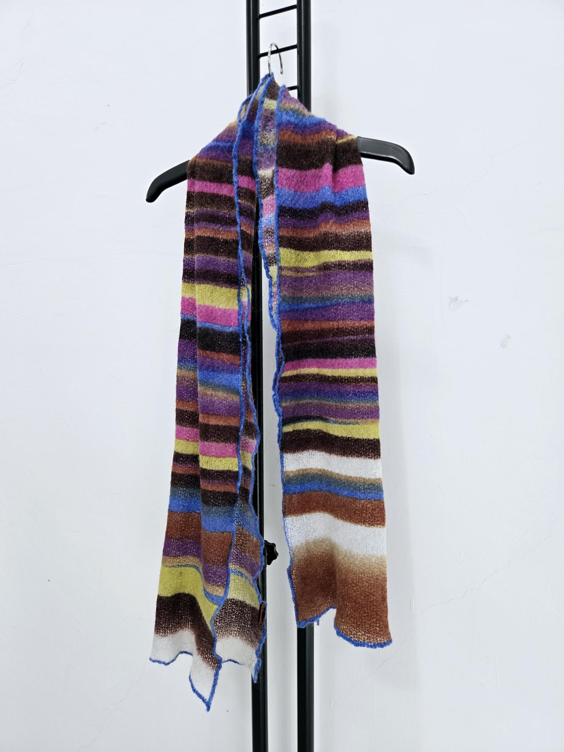 정품 미쏘니 MISSONI 니트 스트라이프 머플러