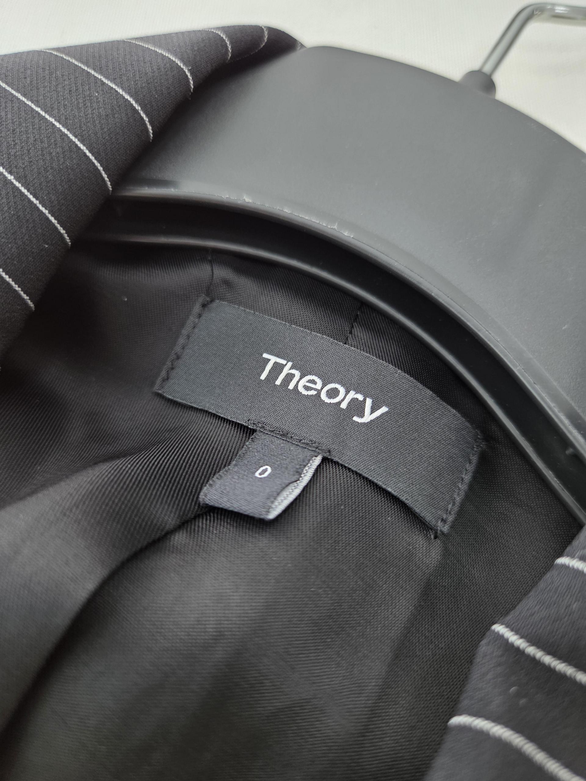 정품 Theory 띠어리 스트라이프 더블 자켓