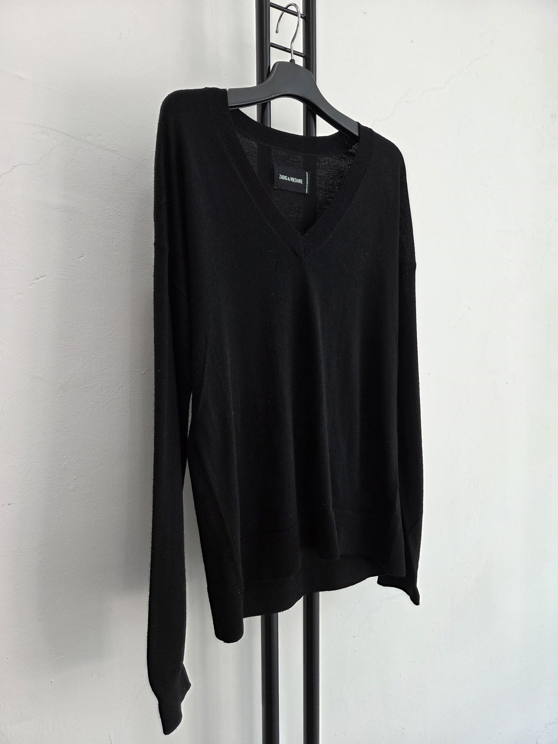 정품 자딕앤볼테르 ZADIG&VOLTAIRE 블랙 V넥 니트