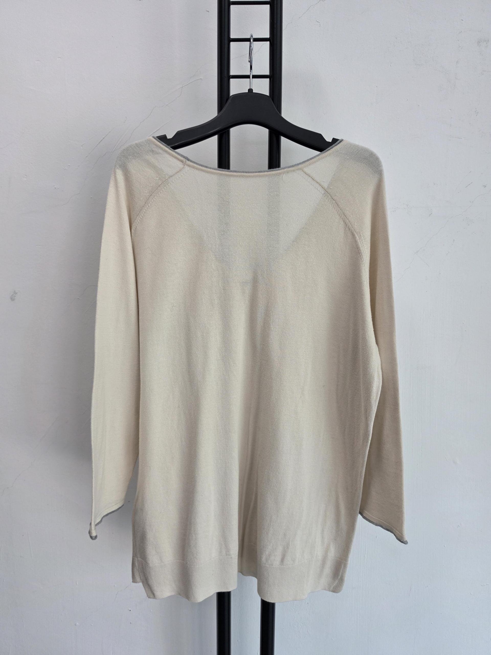정품 더 케시미어 THE CASHMERE 브이넥 니트 아이보리
