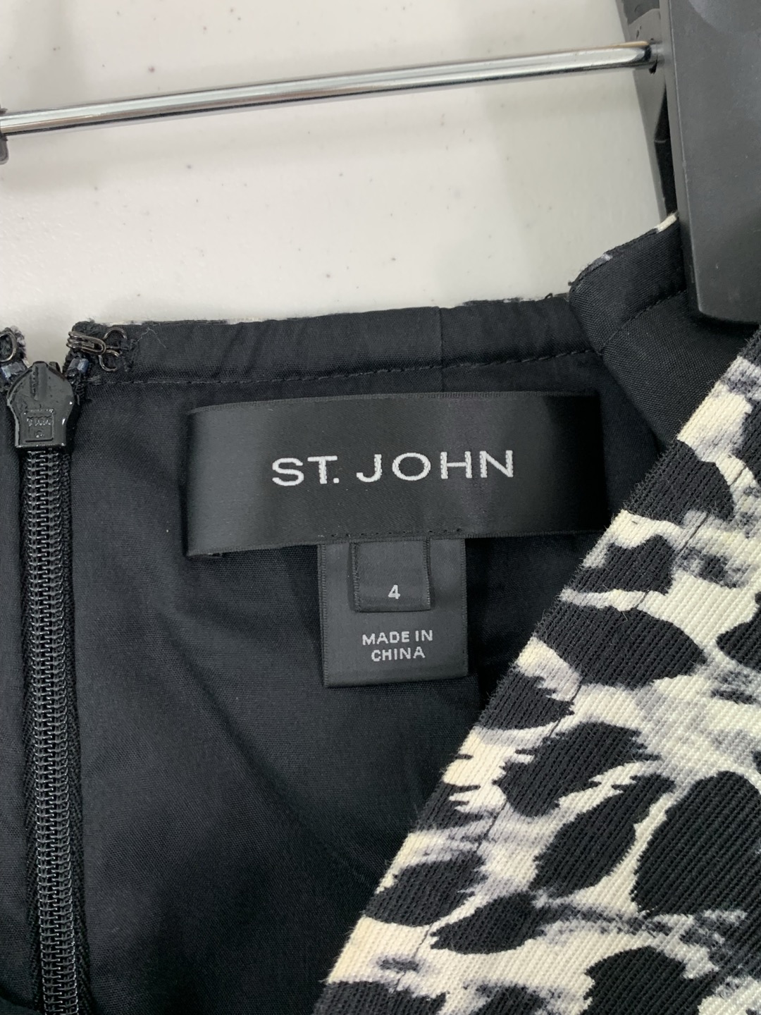 신세계정품)) 센존 ST.JOHN 레오파드 스커트
