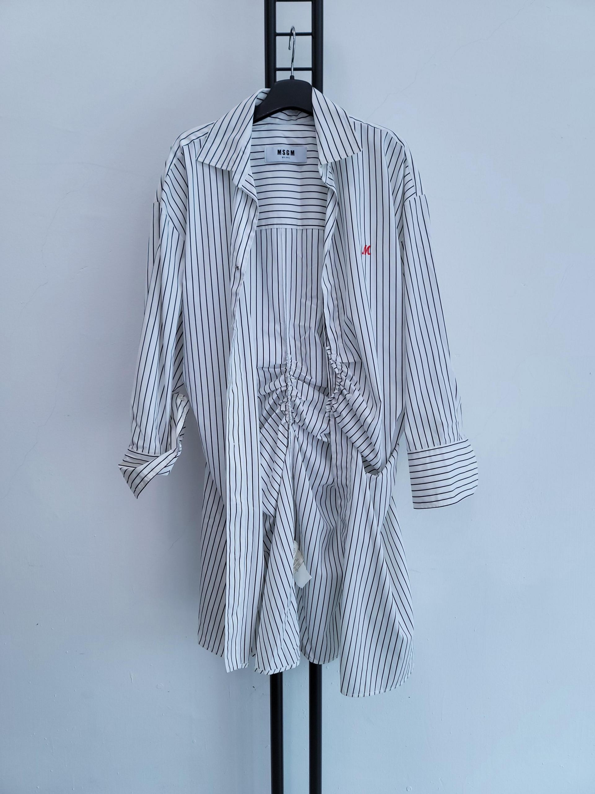 정품 엠에스쥐엠 MSGM 스트라이프 셔츠 원피스