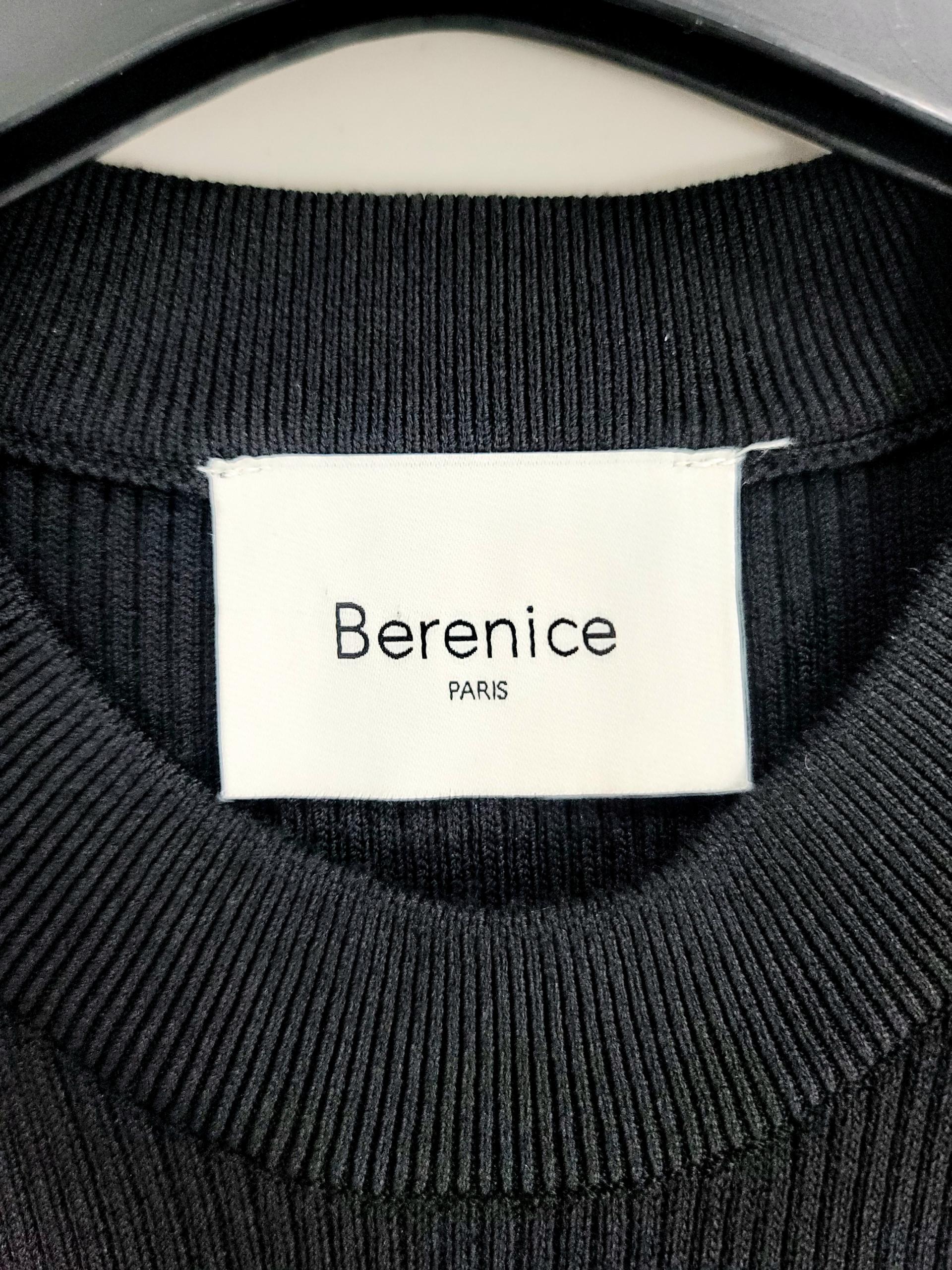 정품 베르니스 BERENICE 반팔 니트 블랙 블루 배색