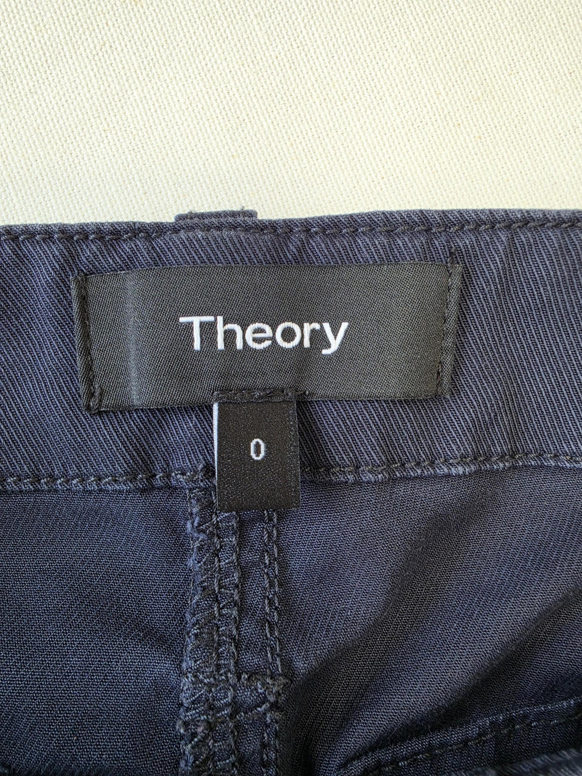 정품 Theory 띠어리 네이비 반바지