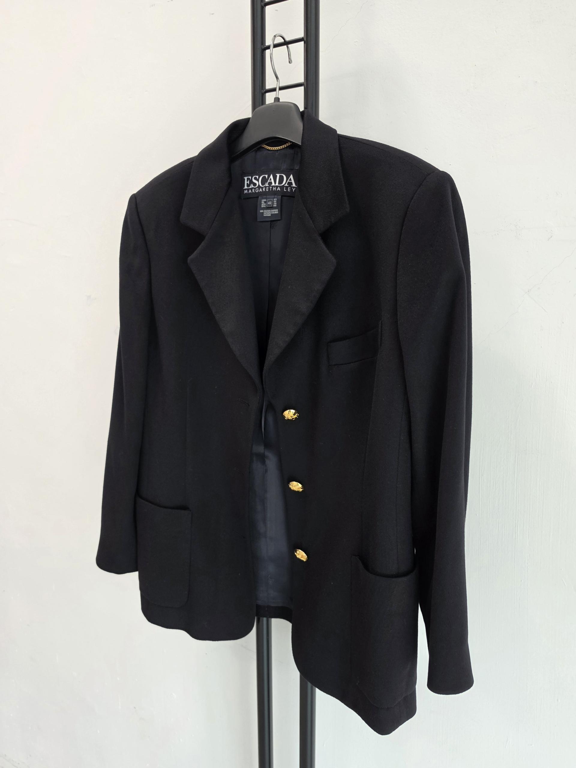 정품 에스까다 ESCADA 여성 블랙 자켓