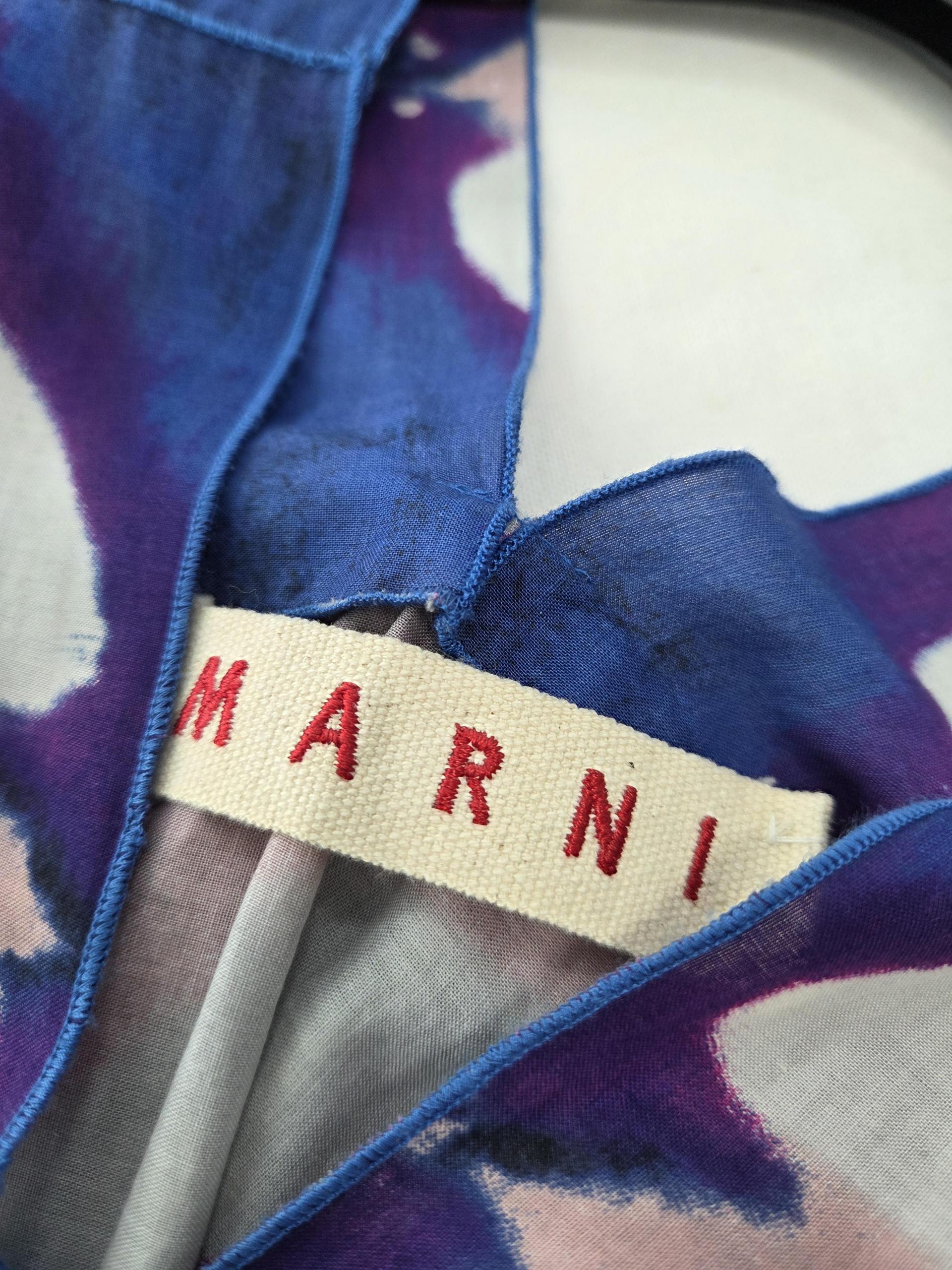 정품 마르니 MARNI 플라워 브이넥 블라우스