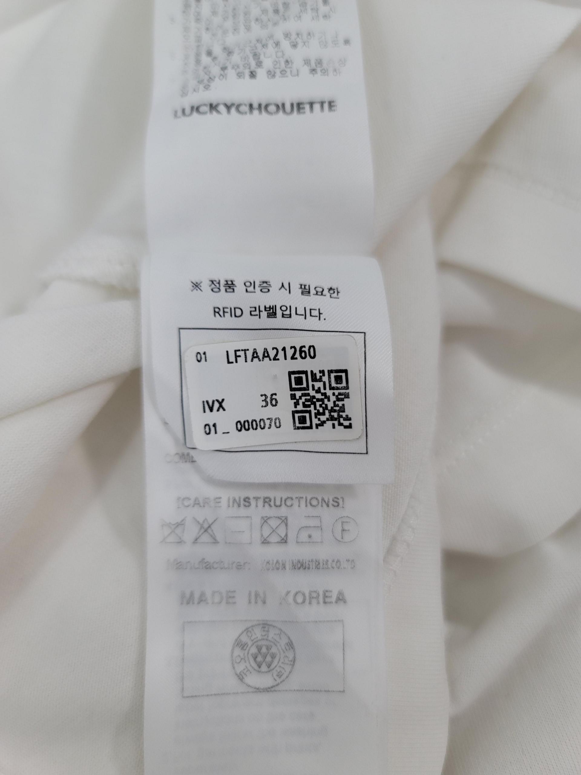 정품 럭키슈에뜨 LUCKY CHOUETTE 화이트 프린팅 티셔츠