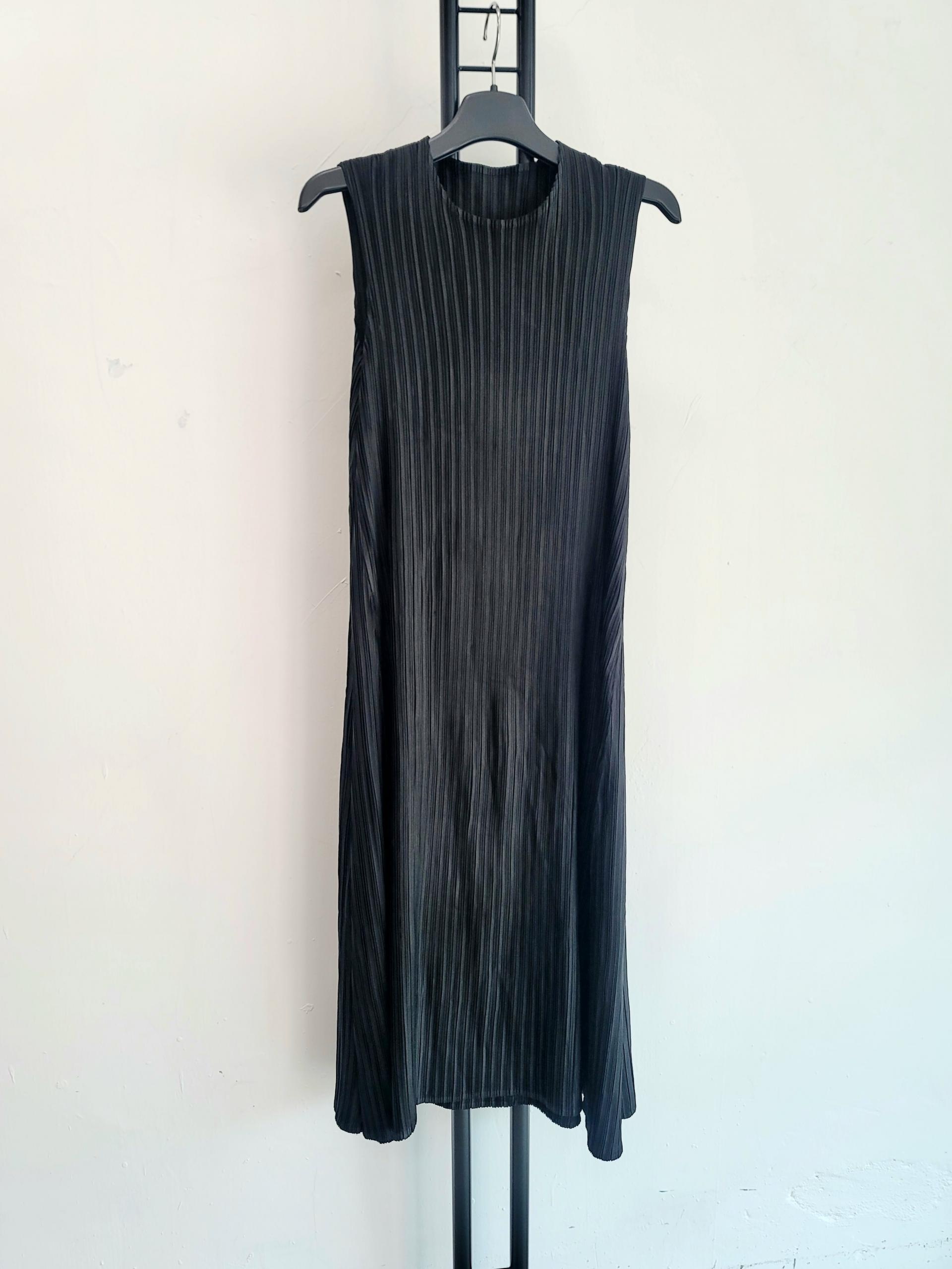 정품 플리츠 미 PLEATSME 블랙 민소매 골지 롱 원피스